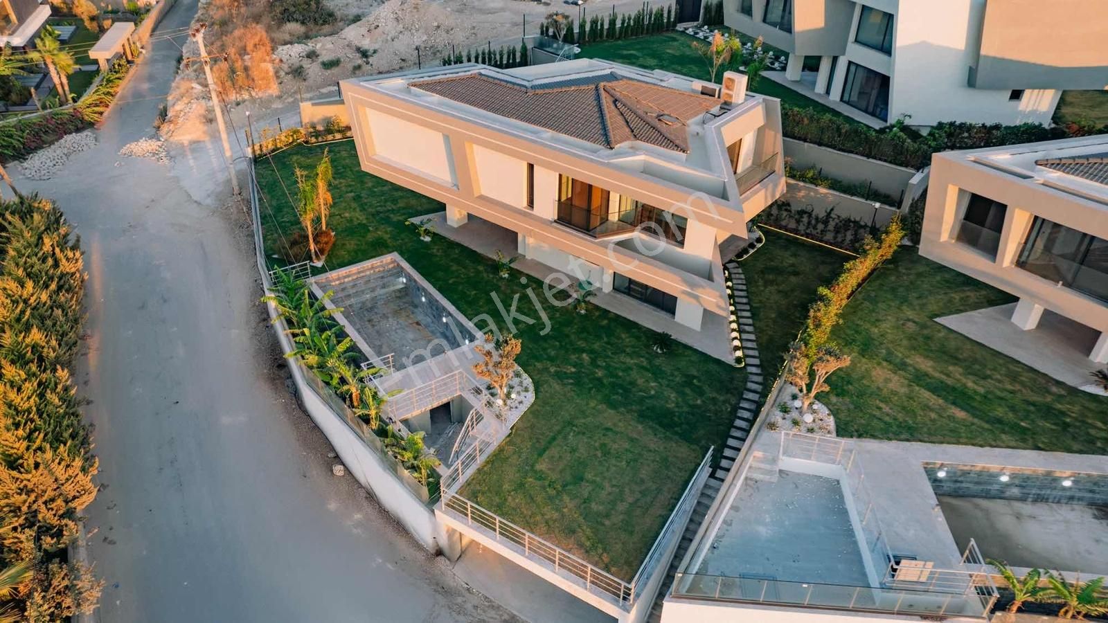 Denize 300 Mt. Marina Ve Deniz Manzaralı Villa Rezerve'den.. - Görsel 34