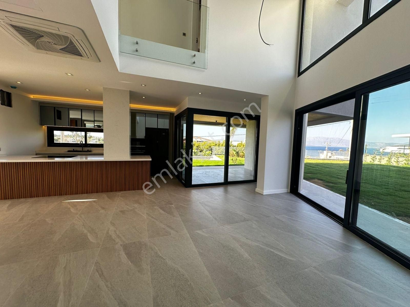 Denize 300 Mt. Marina Ve Deniz Manzaralı Villa Rezerve'den.. - Görsel 2