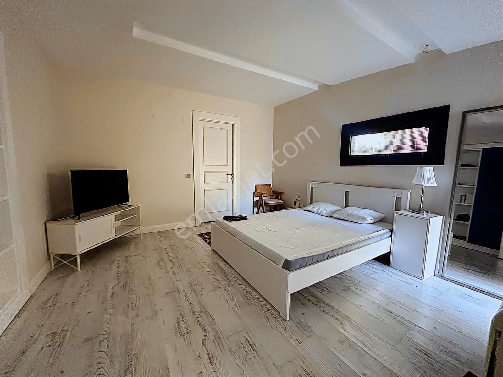 Urla'da Büyük Fırsat !! Muhteşem Villa - Görsel 31