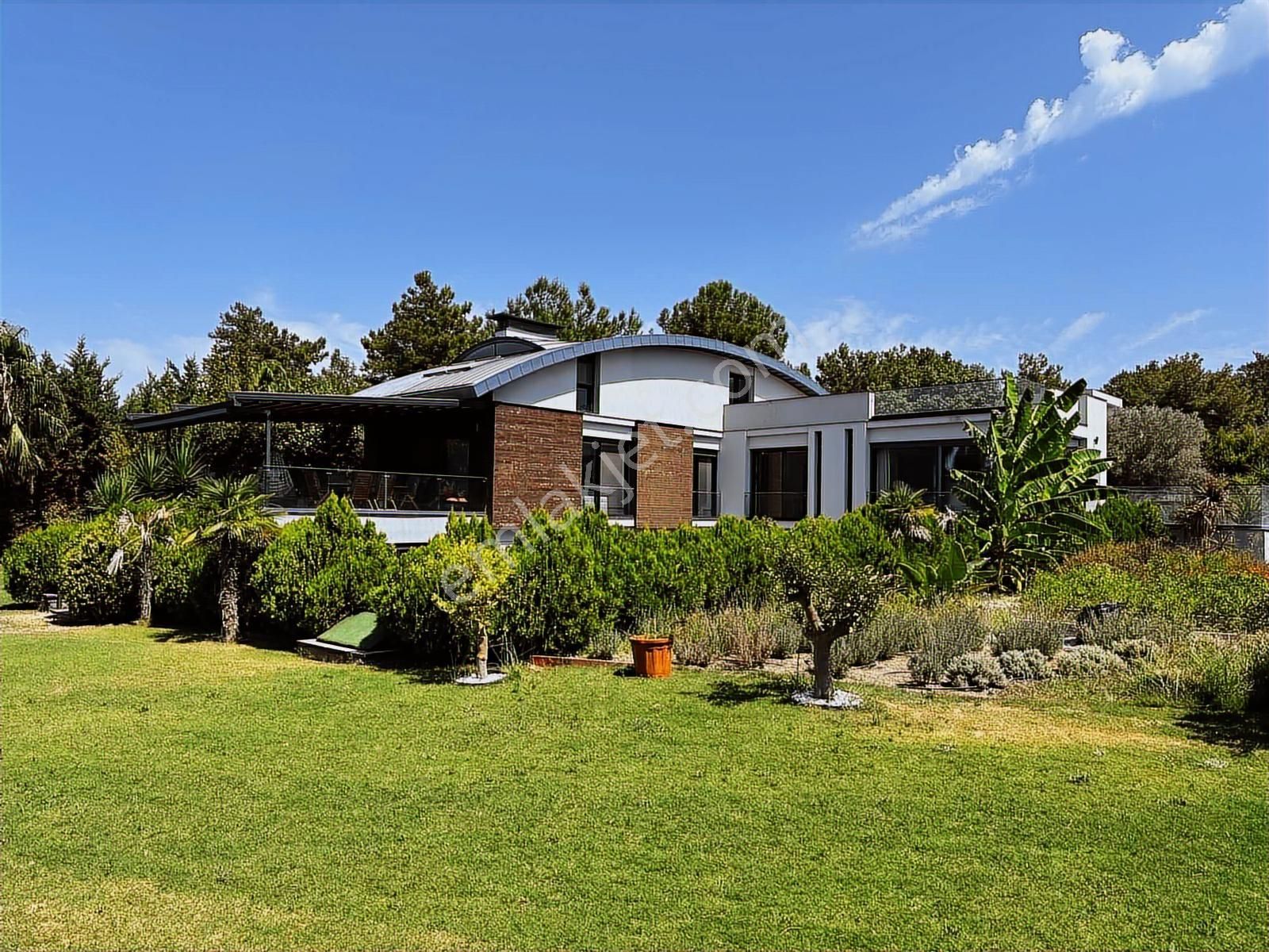 Urla'da Büyük Fırsat !! Muhteşem Villa - Görsel 20