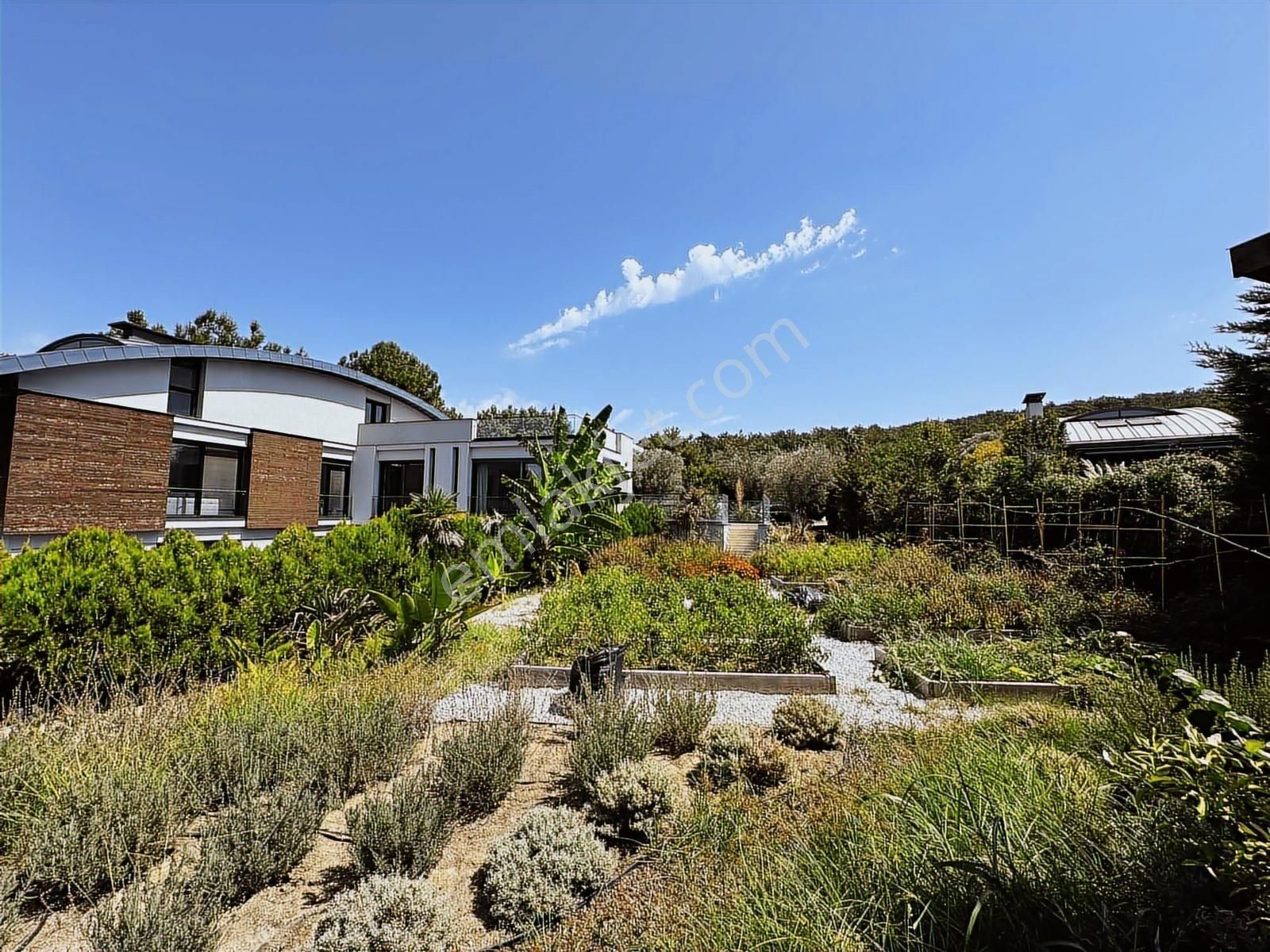 Urla'da Büyük Fırsat !! Muhteşem Villa - Görsel 11