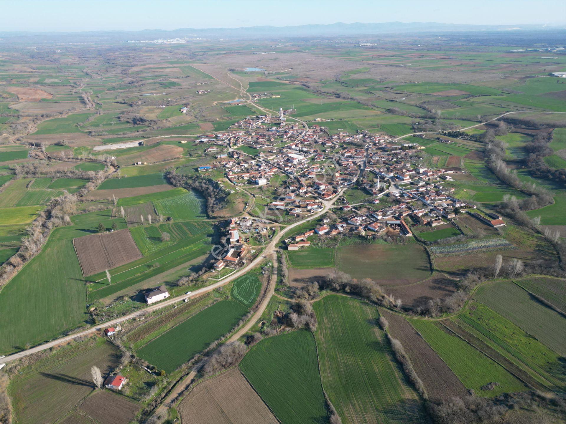 B&u Gayrimenkul'den Kavakdere Köyünde 2.604m2 Arsa - Görsel 10