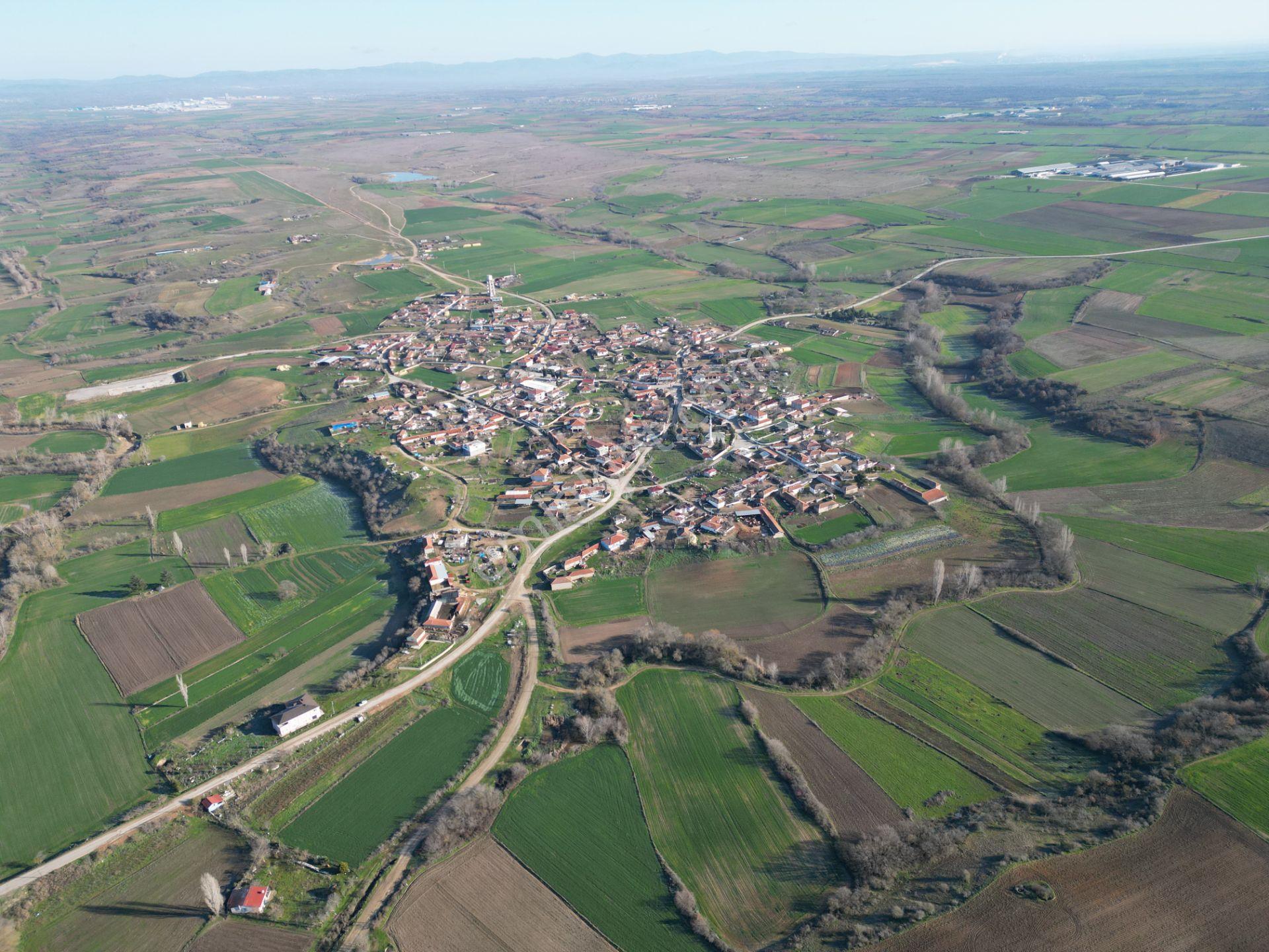 B&u Gayrimenkul'den Kavakdere Köyünde 2.604m2 Arsa - Görsel 11