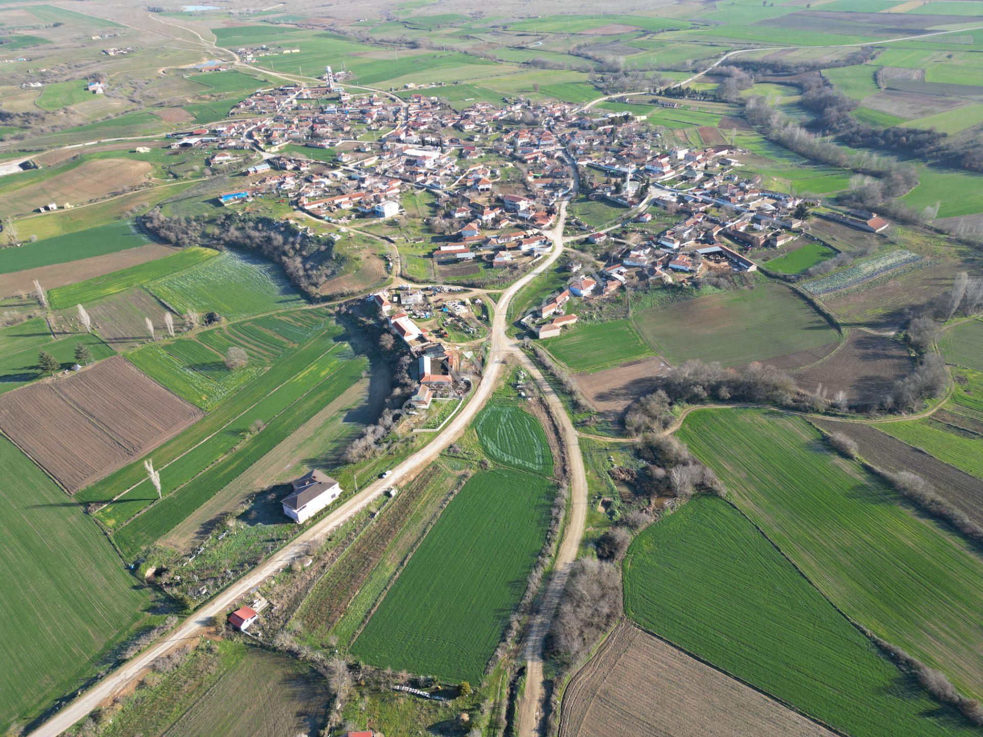 B&u Gayrimenkul'den Kavakdere Köyünde 2.604m2 Arsa - Görsel 6