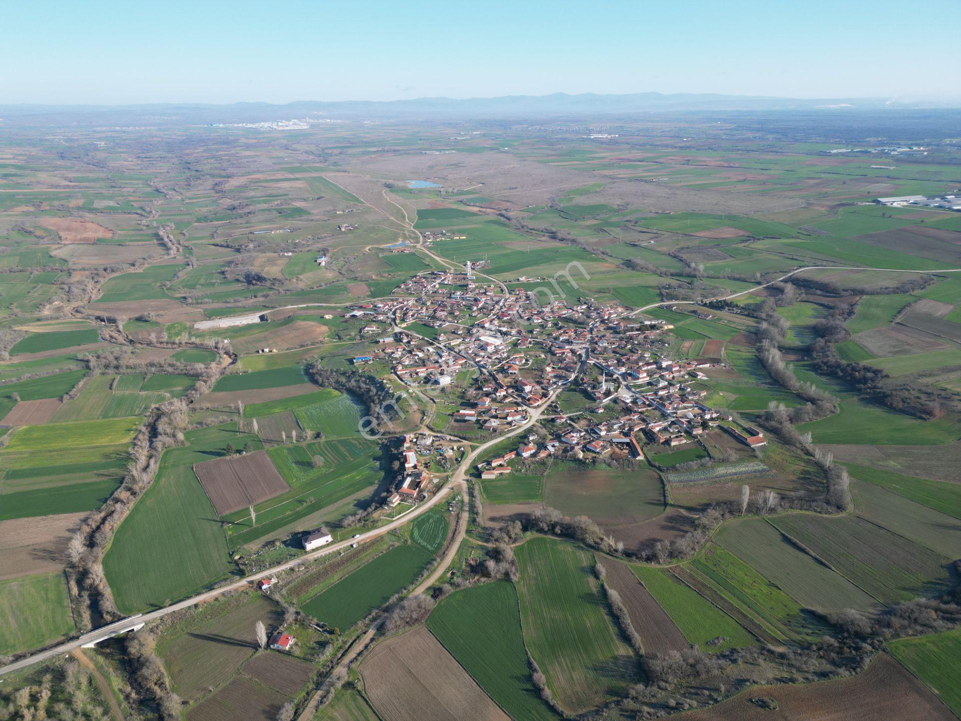 B&u Gayrimenkul'den Kavakdere Köyünde 2.604m2 Arsa - Görsel 13