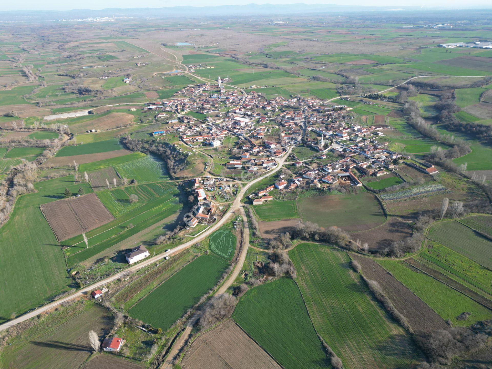 B&u Gayrimenkul'den Kavakdere Köyünde 2.604m2 Arsa - Görsel 9