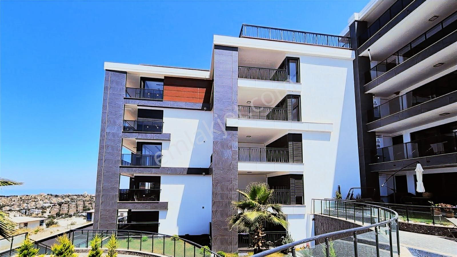 Panoramik Deniz Manzaralı Satılık 3+1 - Görsel 21