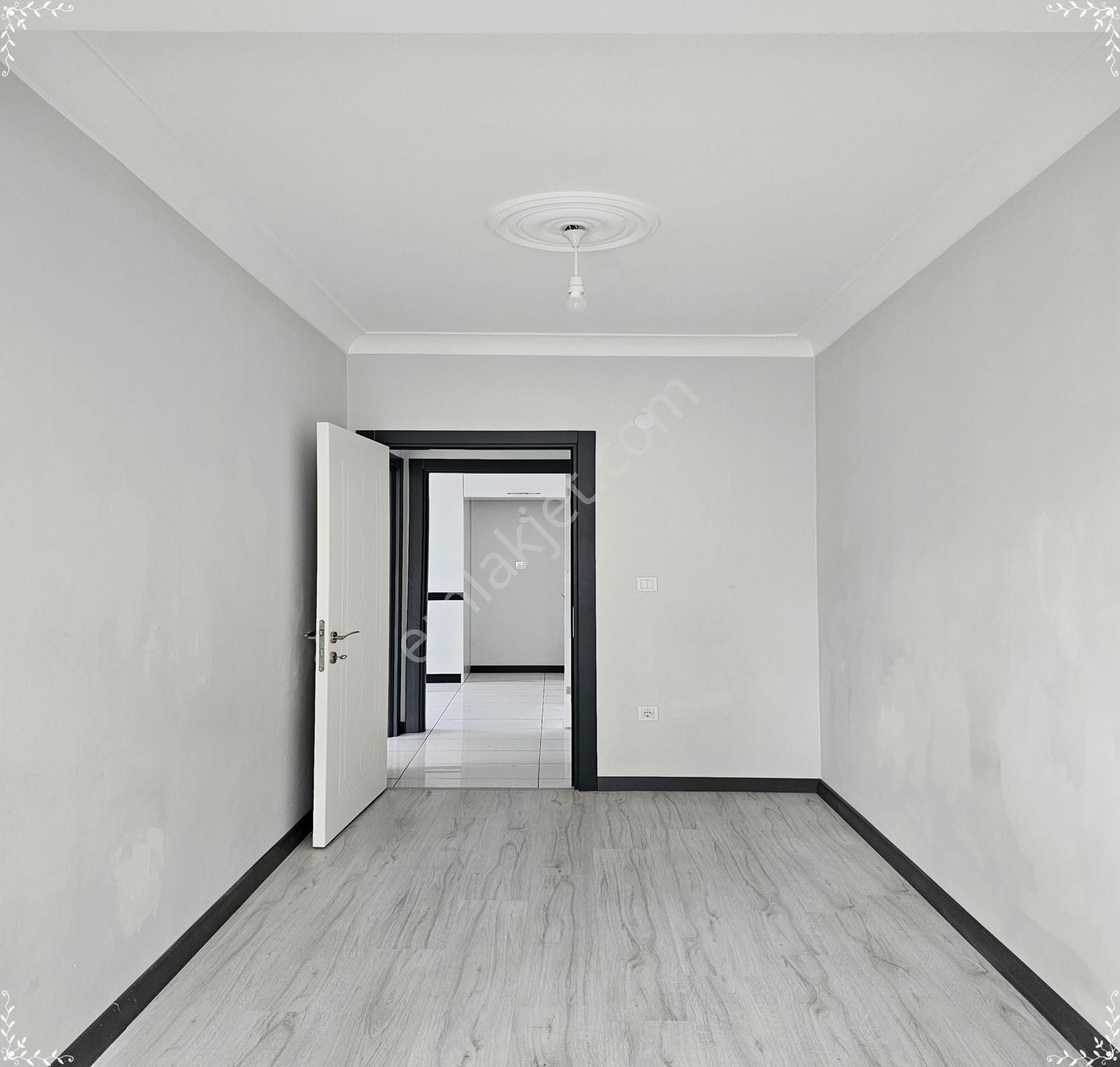 Beylikdüzü Yakuplu Mh Metrobüs 20 Dk Sıfır Binada 3+1 Aydınlık D - Görsel 25