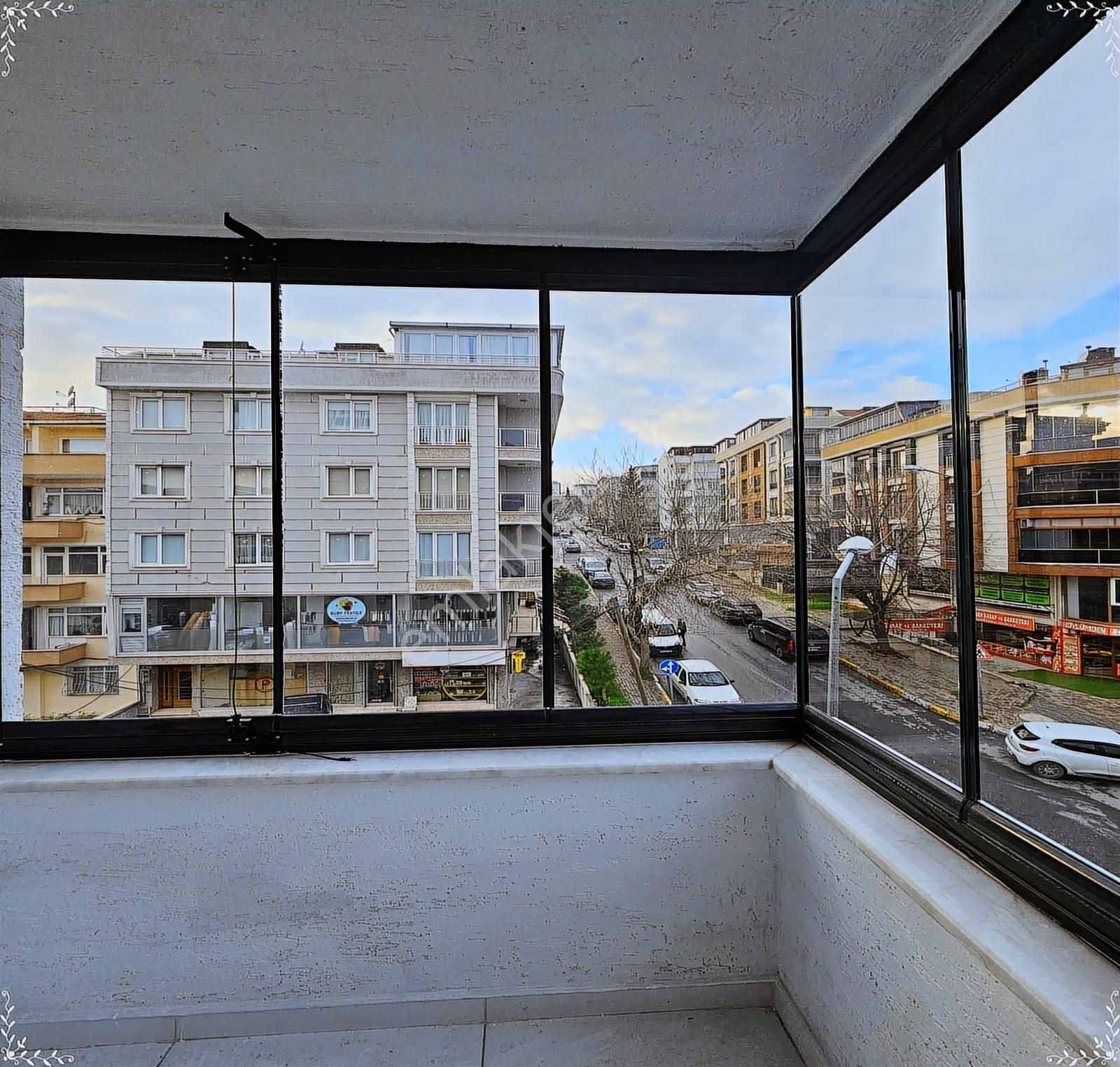 Beylikdüzü Yakuplu Mh Metrobüs 20 Dk Sıfır Binada 3+1 Aydınlık D - Görsel 12