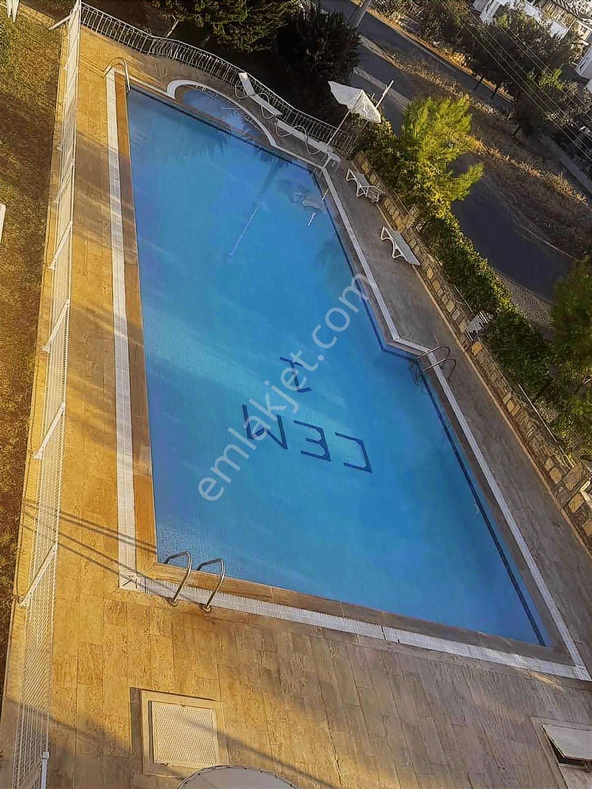 Deniz Manzaralı Elit Site İçinde Önü Açık 4+1 Dubleks Dairemiz - Görsel 15