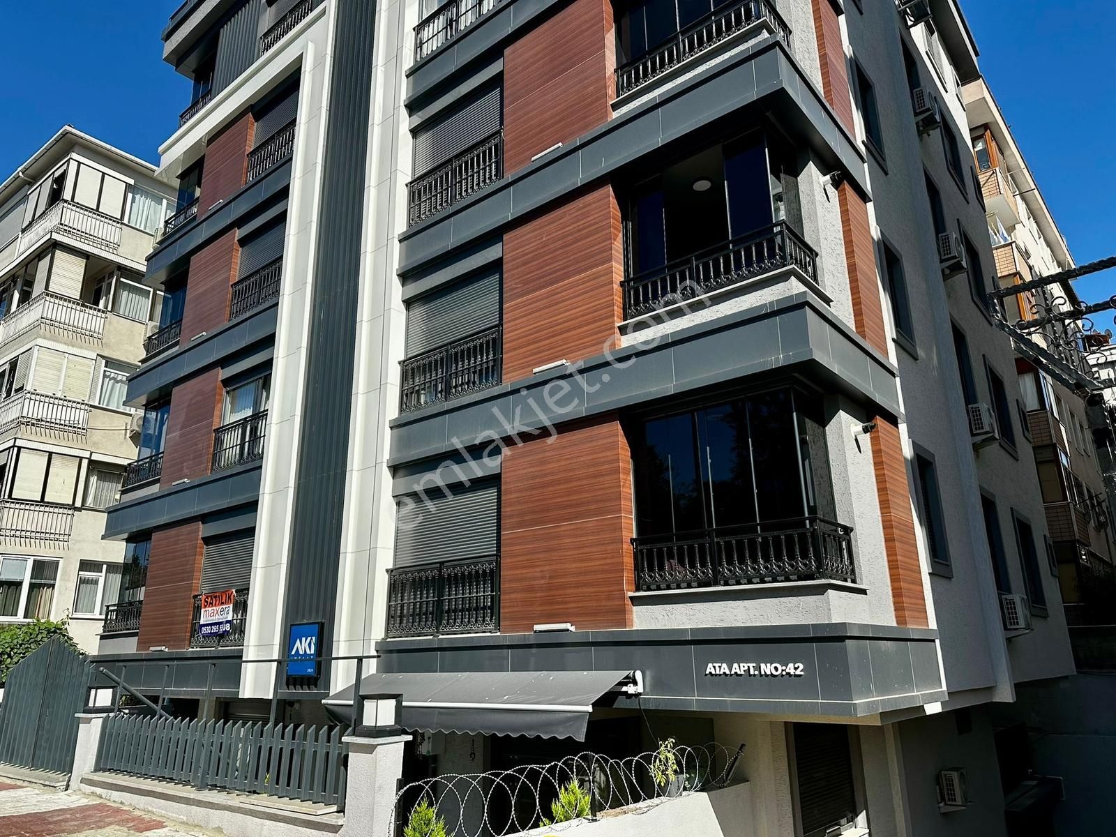 Koru Manzaralı Sıfır 1.kat 3+1 115m2 K. Otoparklı E.banyolu - Görsel 21