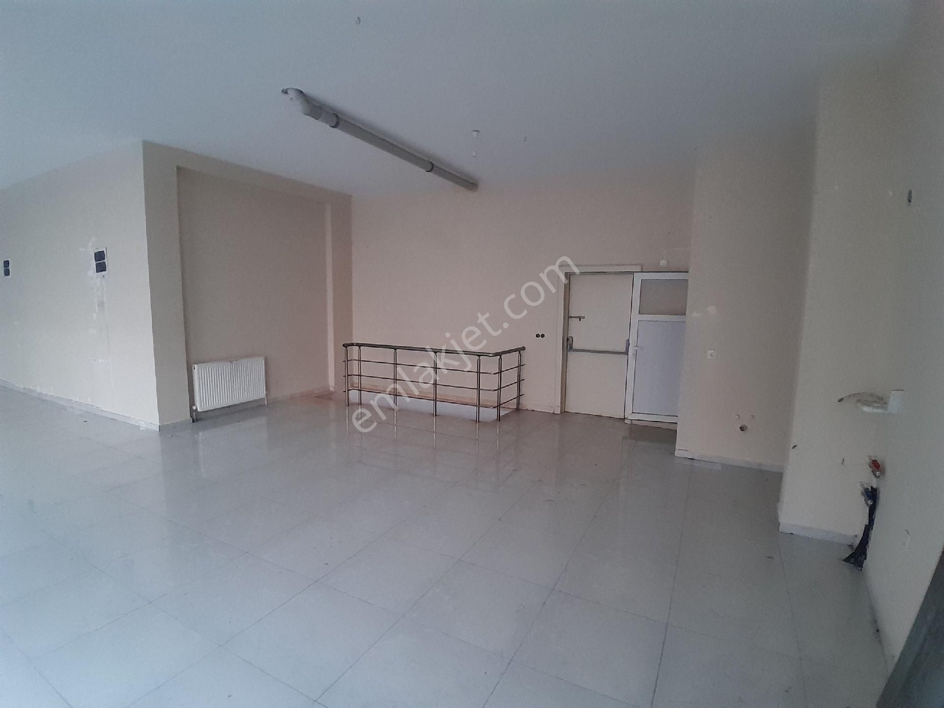 Uğur Çevik'ten Kiralık 250m2 Bodrumlu+ön Kullanımlı Dükkan - Görsel 14