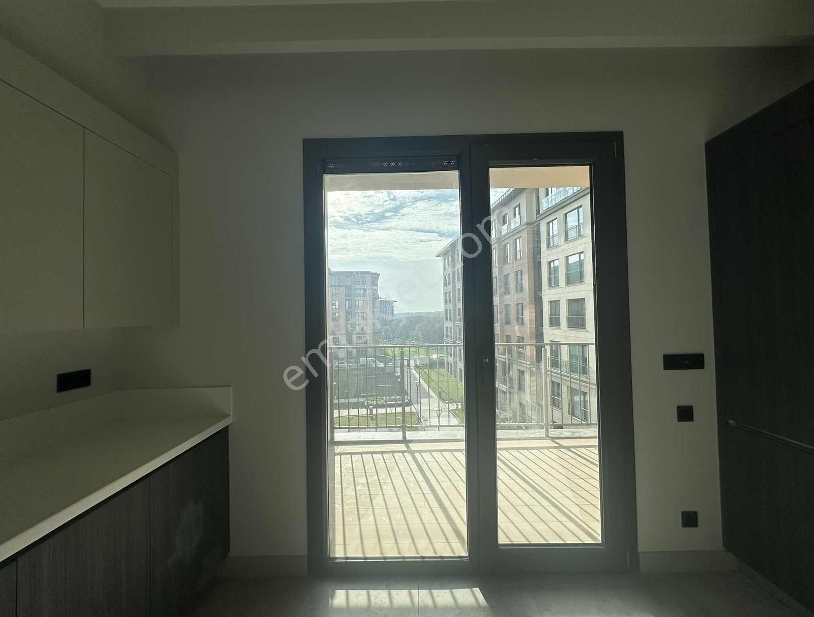 Emlak Konut Çınarköy " 3+1 Peyzaj Cephe Köşe Tip Satılık Daire " - Görsel 3