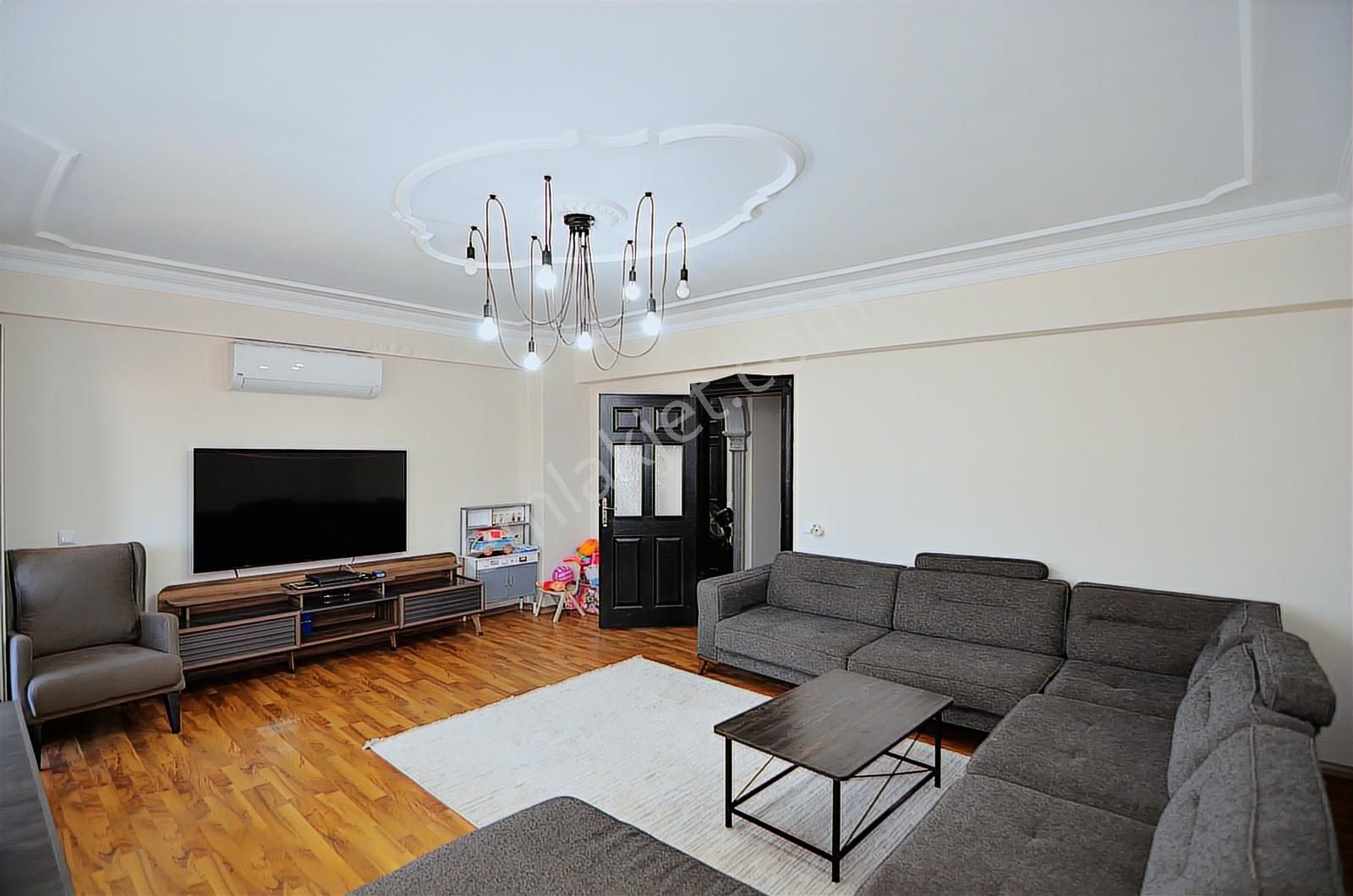 Talha Tozduman'dan A.özcan'da Ferah Geniş Aydınlık 255m2 6+1 - Görsel 10