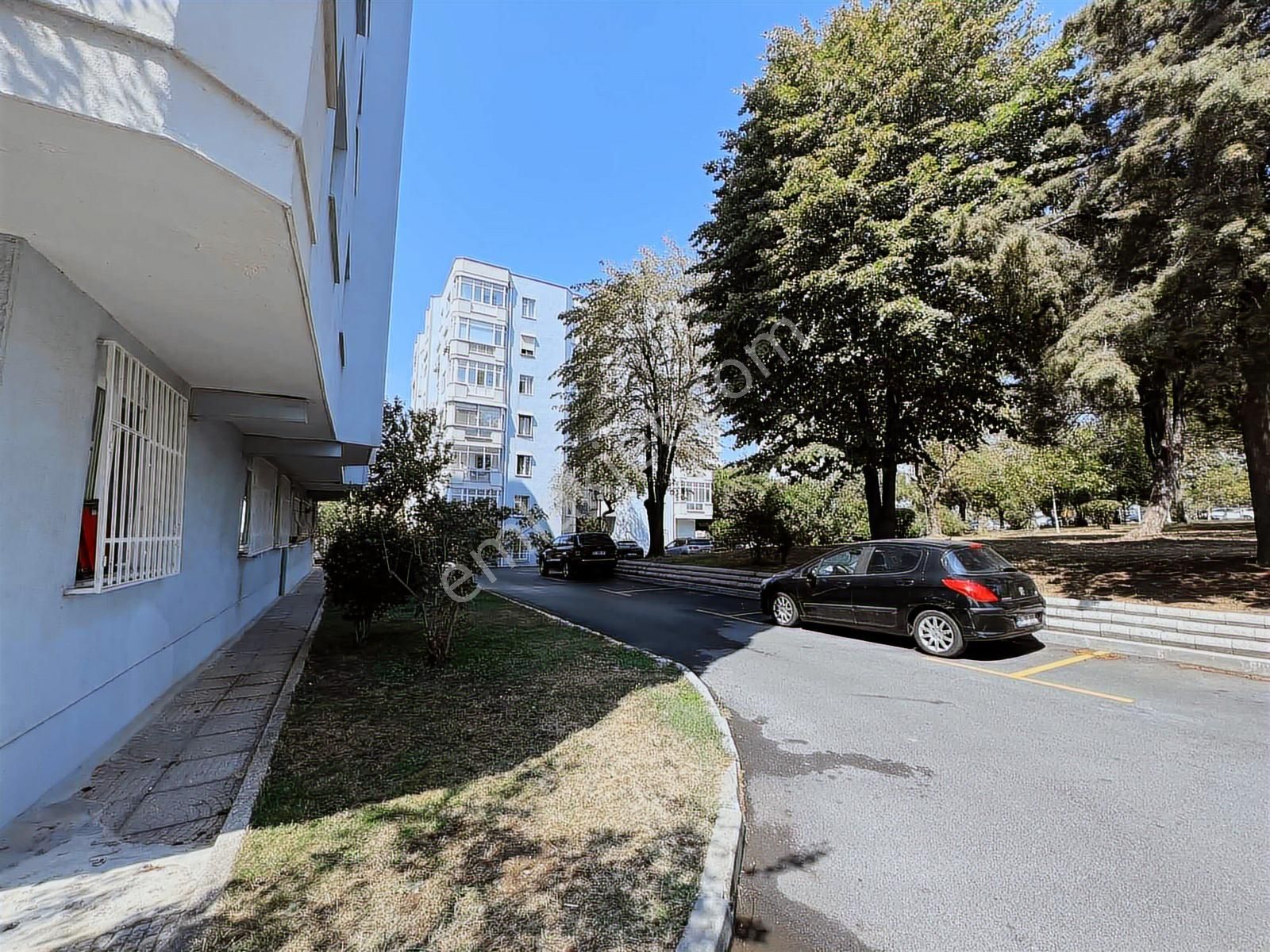 Acıbadem Hukukcular Sitesi 3+1 120 2 Kat Daire - Görsel 24