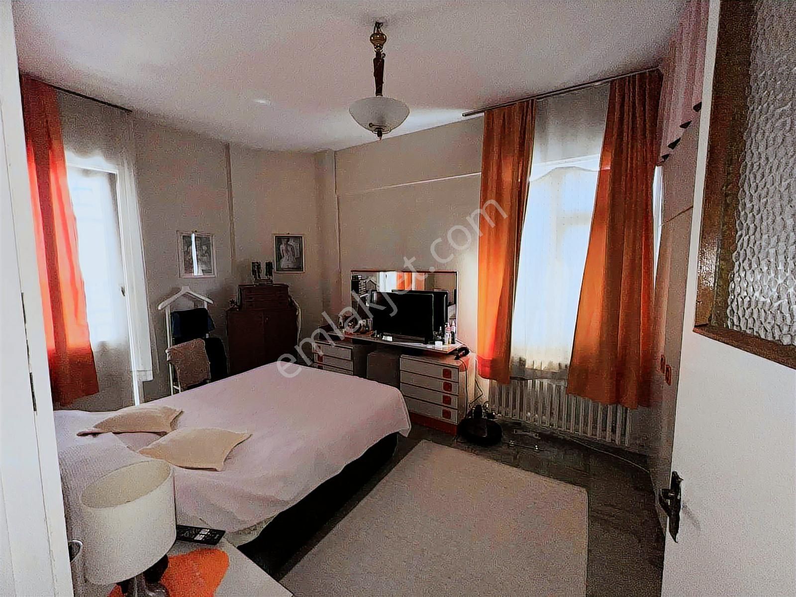 Acıbadem Hukukcular Sitesi 3+1 120 2 Kat Daire - Görsel 19