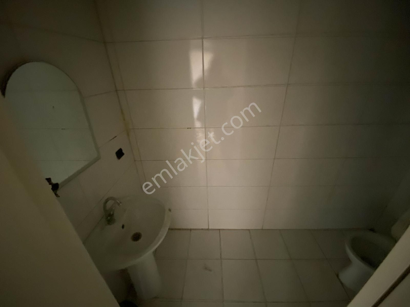 Atatürk Mah. Girne Cad. 100m2+50m2 Ön Kullanımlı Kiralık Dükkan - Görsel 8