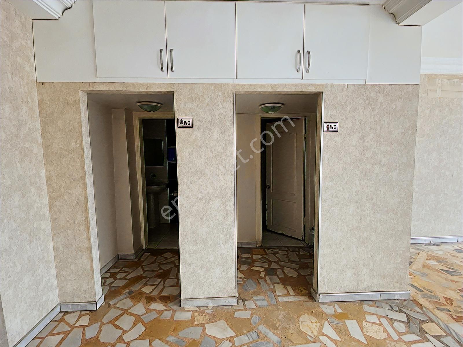 Atatürk Mah. Girne Cad. 100m2+50m2 Ön Kullanımlı Kiralık Dükkan - Görsel 2