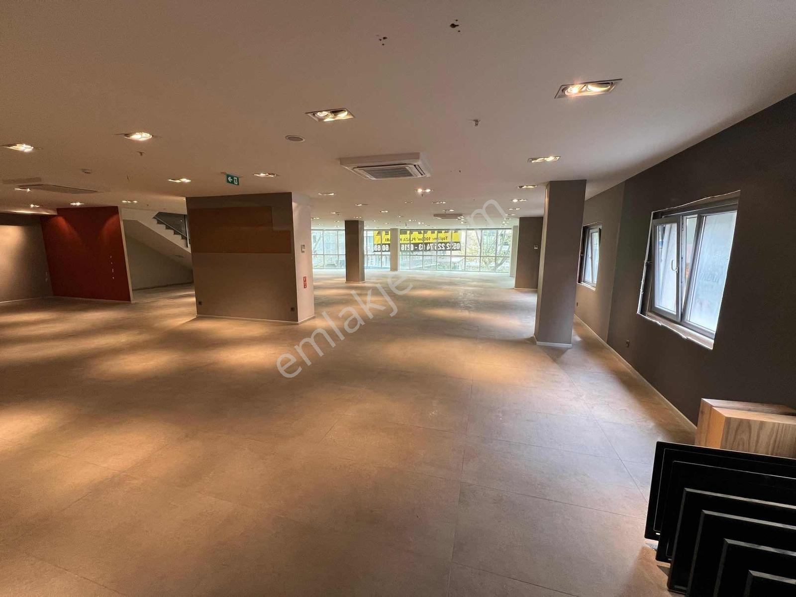 Ataşehir Kayışdağ Caddesi Üzerinde 3 Katlı Plaza & Ofis 1000 M2 - Görsel 23
