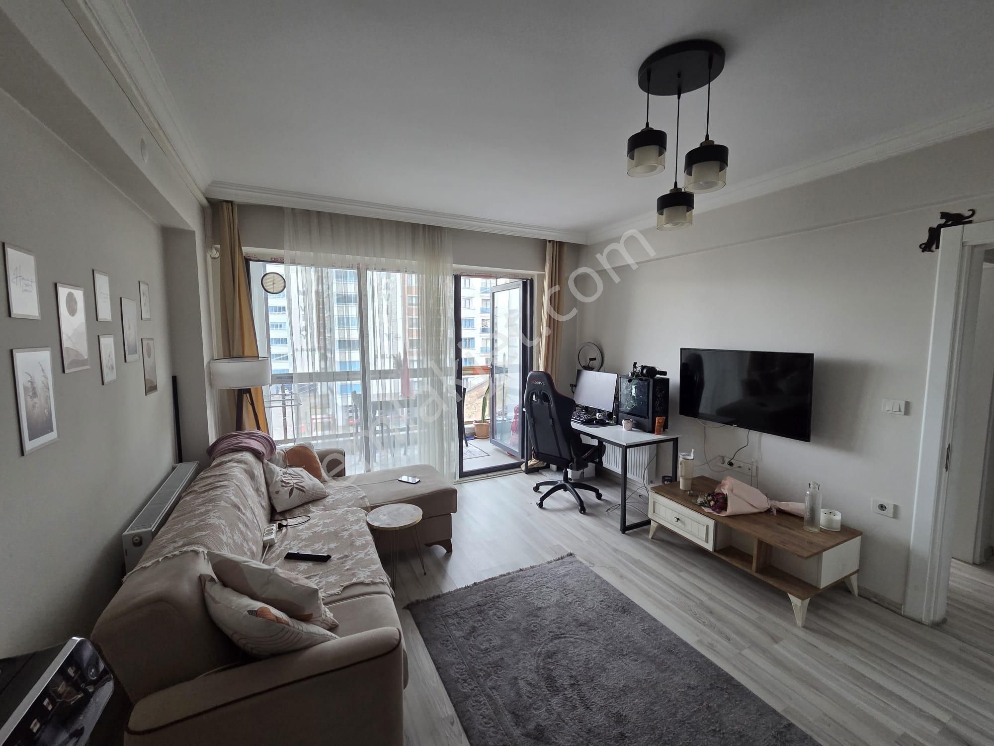 Üniversite Mahallesi Nort Point Sitesi'nde 1+1 Kiralık Daire - Görsel 18