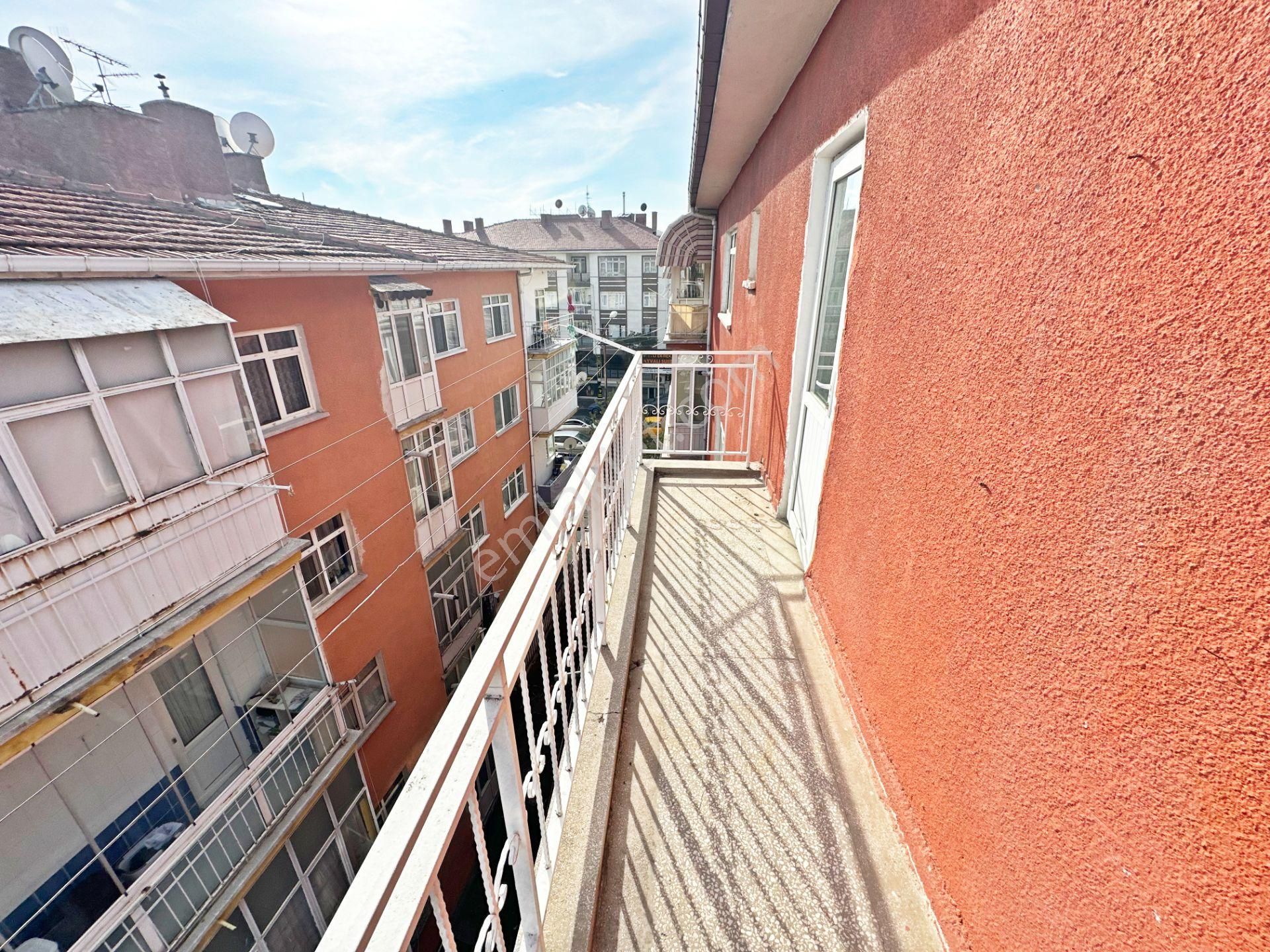 Lokman Hekim Has. Karşısı Tevfik Sağlam Cad. Üzeri 3+1 Katta Masrafsız Kiralık Daire - Görsel 29