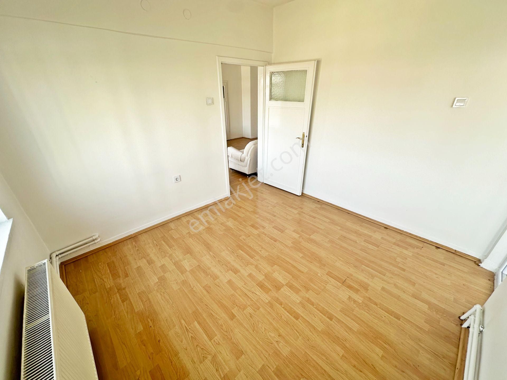 Lokman Hekim Has. Karşısı Tevfik Sağlam Cad. Üzeri 3+1 Katta Masrafsız Kiralık Daire - Görsel 12