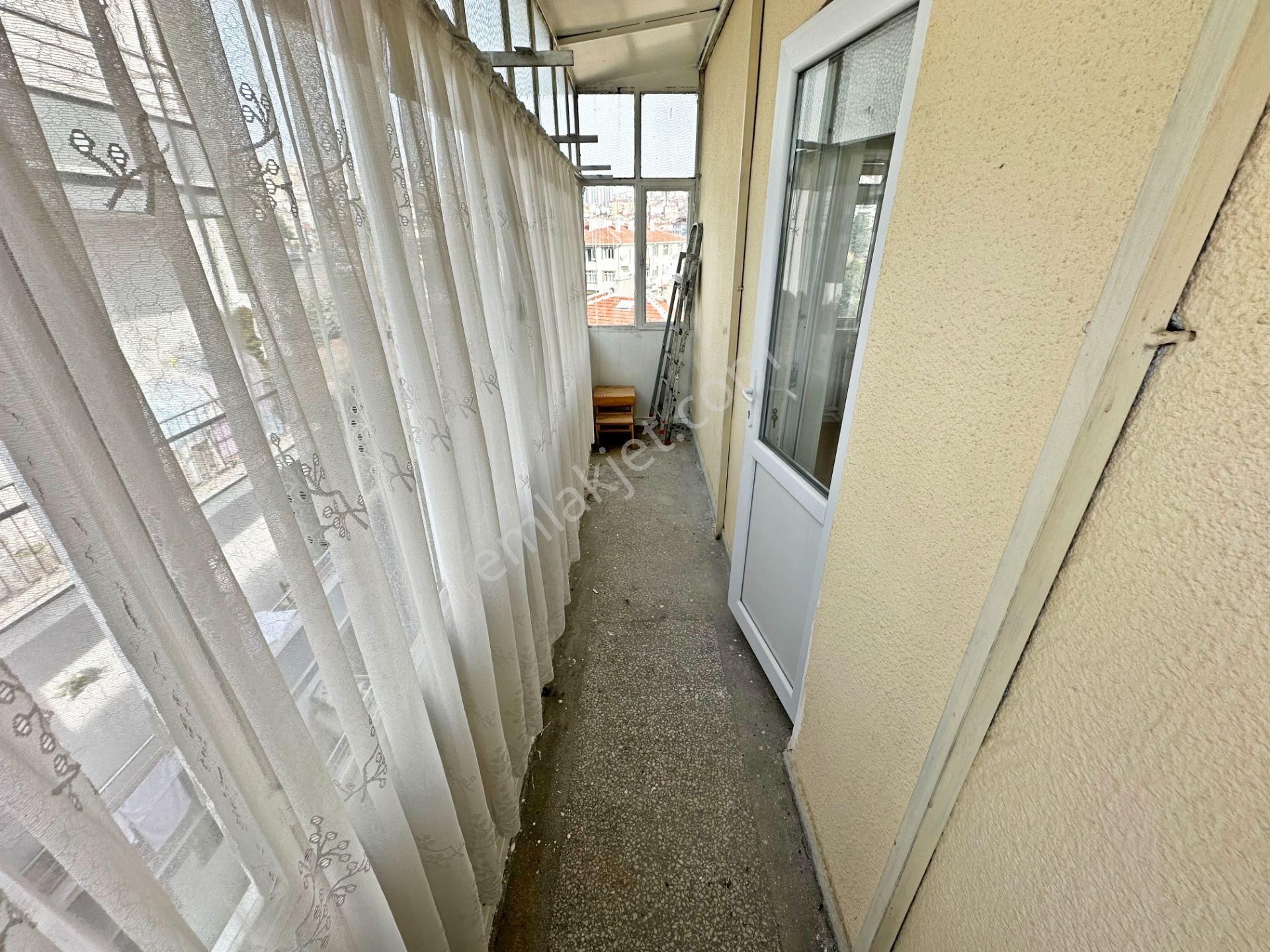 Lokman Hekim Has. Karşısı Tevfik Sağlam Cad. Üzeri 3+1 Katta Masrafsız Kiralık Daire - Görsel 14