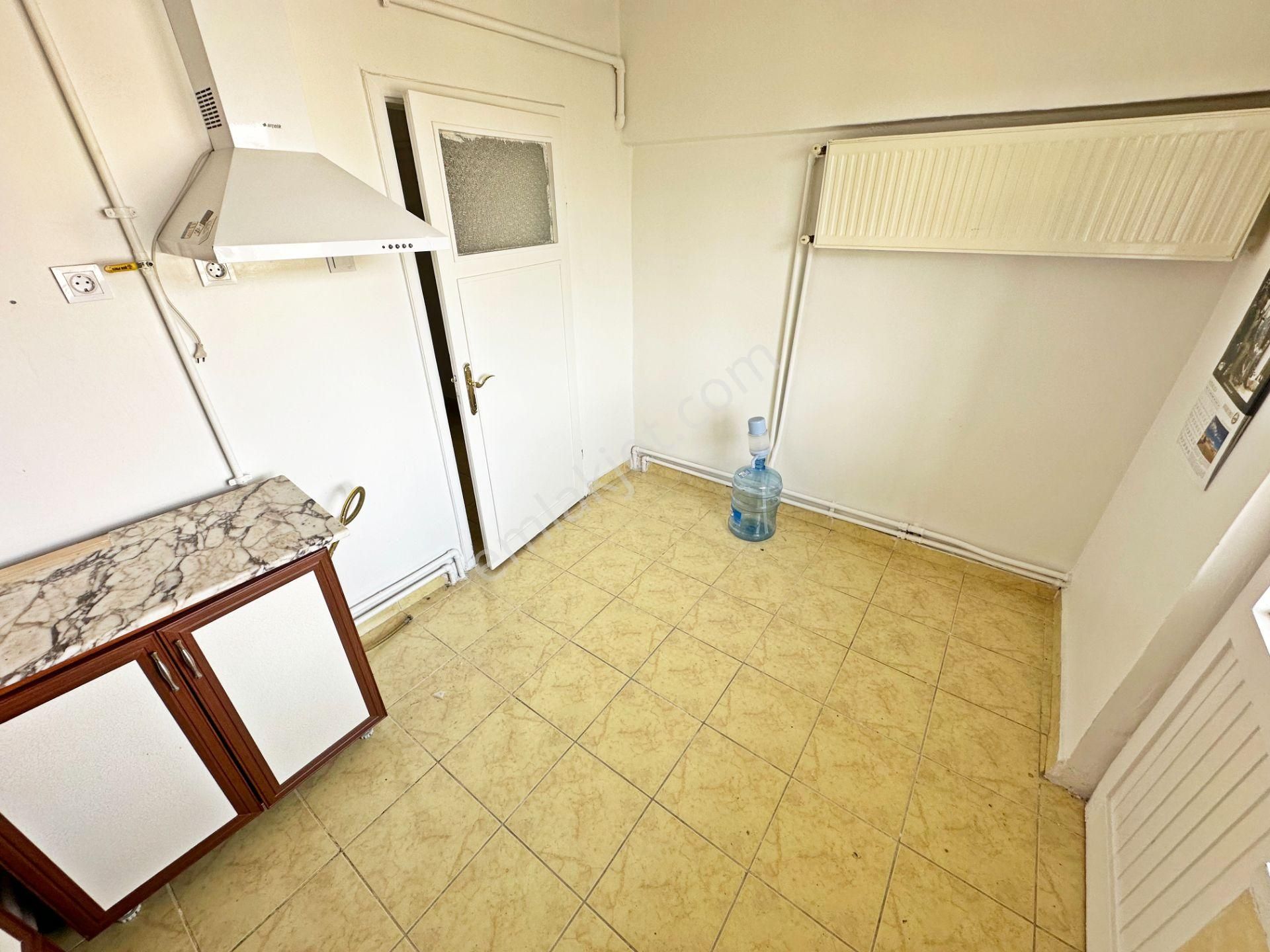 Lokman Hekim Has. Karşısı Tevfik Sağlam Cad. Üzeri 3+1 Katta Masrafsız Kiralık Daire - Görsel 21