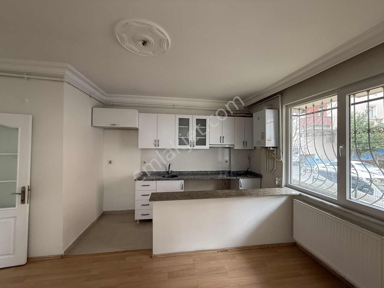 Ataşehir Kayışdağ Mah Ayaz Sokak 1+1 40 M2 Yüksek Giriş - Görsel 16
