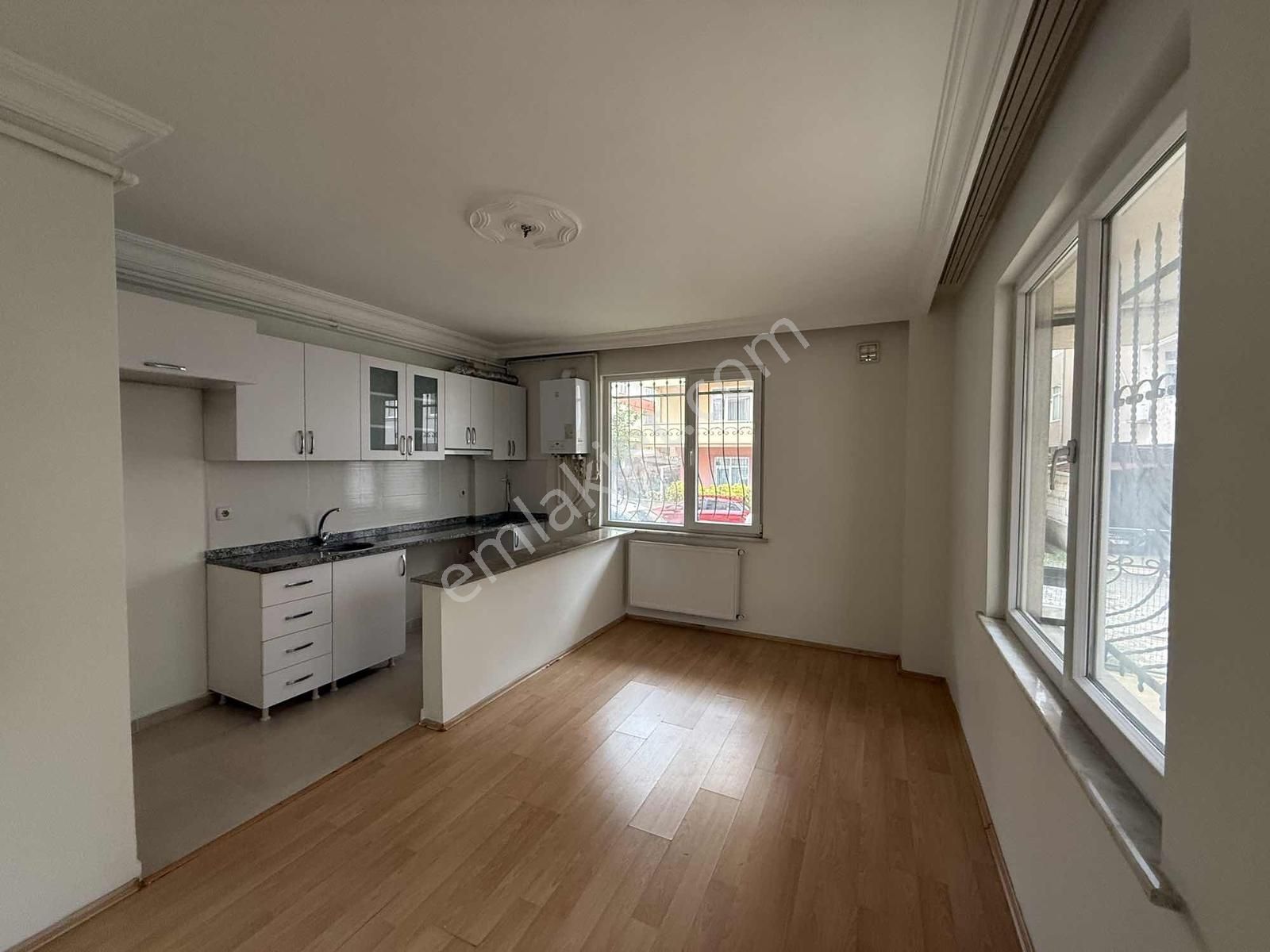 Ataşehir Kayışdağ Mah Ayaz Sokak 1+1 40 M2 Yüksek Giriş - Görsel 4