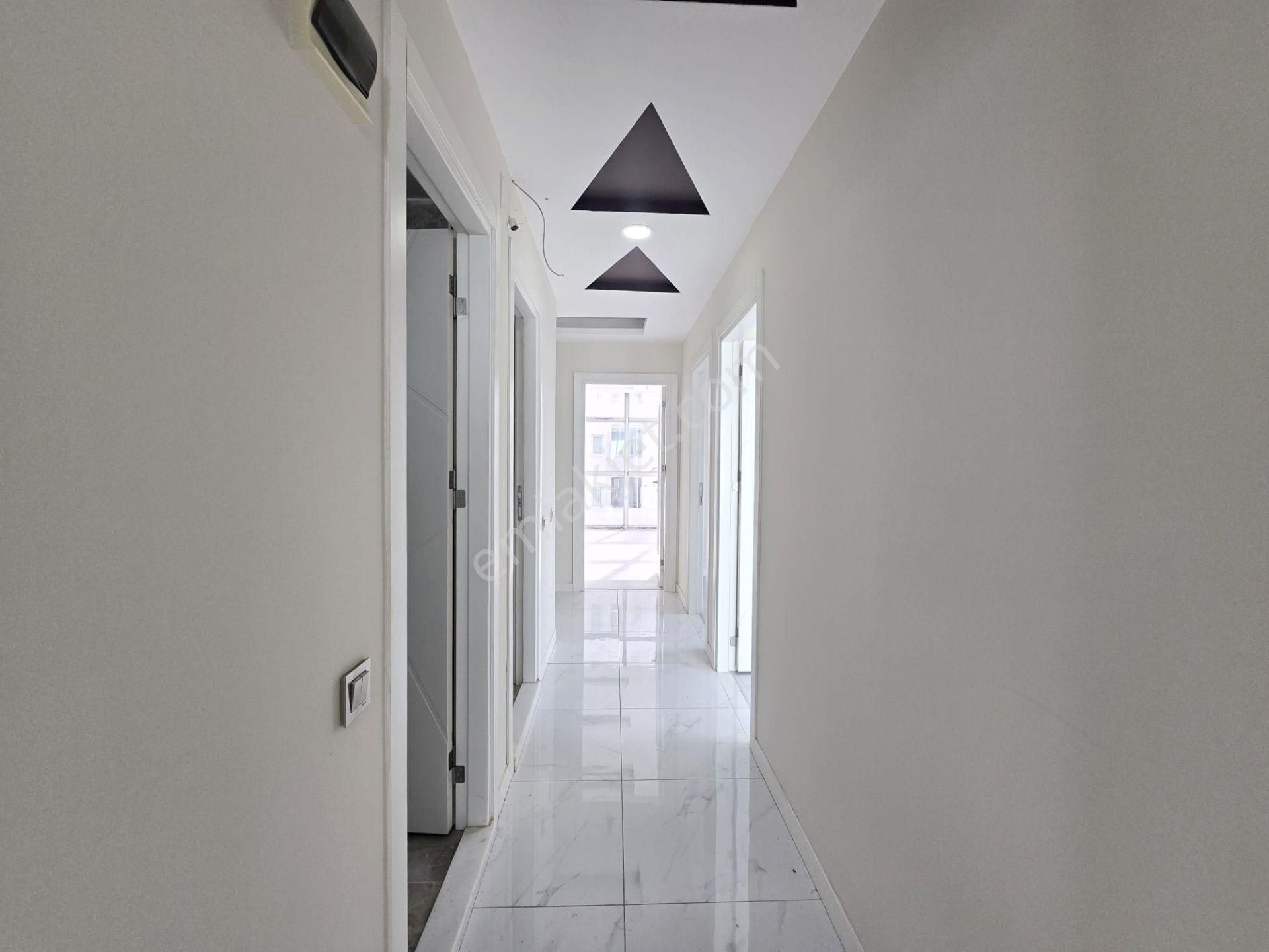 Çukurova Kenan Evren Bulvarı Avrupa Hosbital Civ.yeni Bina'da Hasarsız Raporlu Masrafsız Fırsat!! - Görsel 12