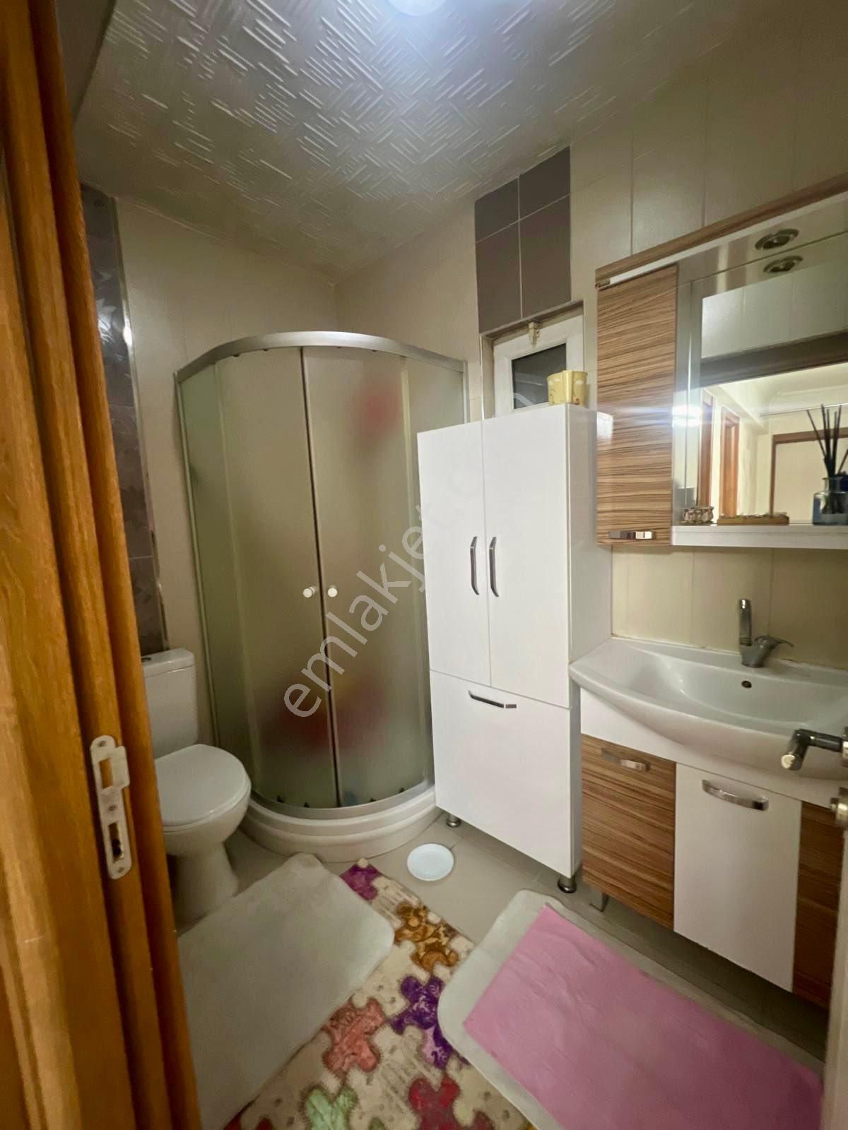 Kuyubaşı Metro Yakını Katta Masrafsız Kök Tapulu 3+1 - Görsel 12