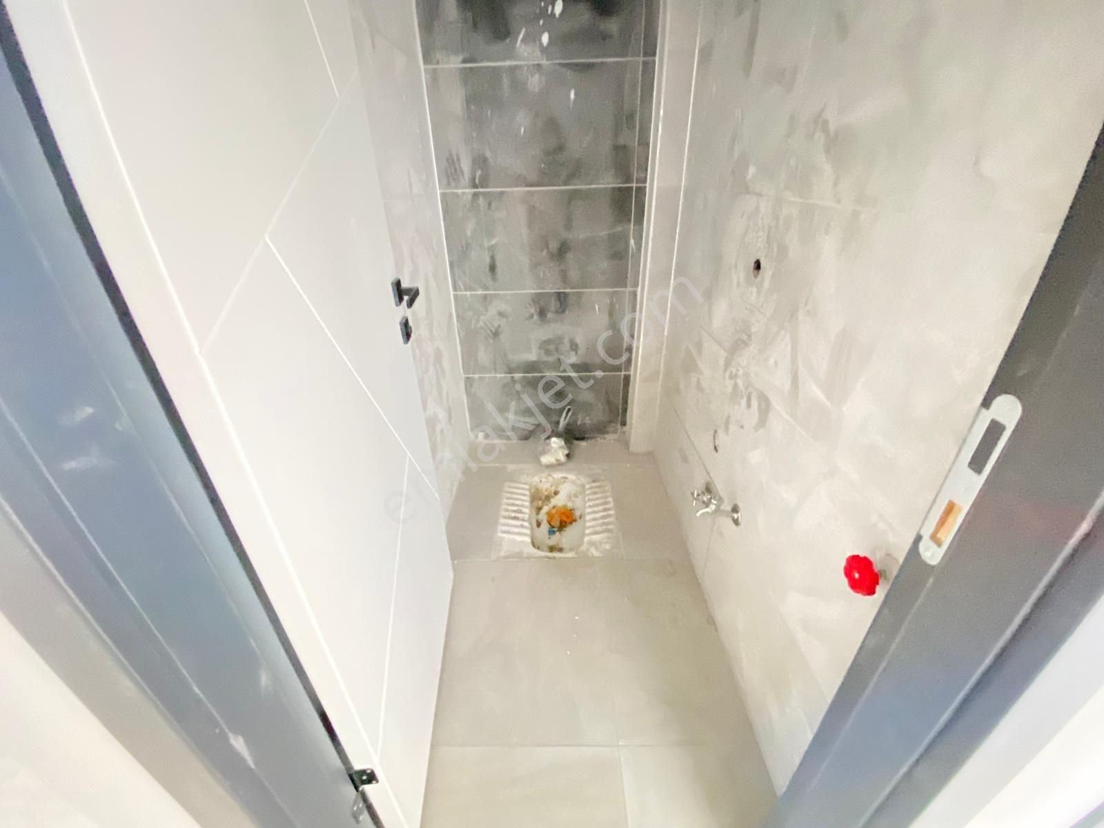 Beşikkaya Sıfır Orta Kat 3+1 120m2 Ç.banyolu Köşe Daire Teras Balkon - Görsel 33