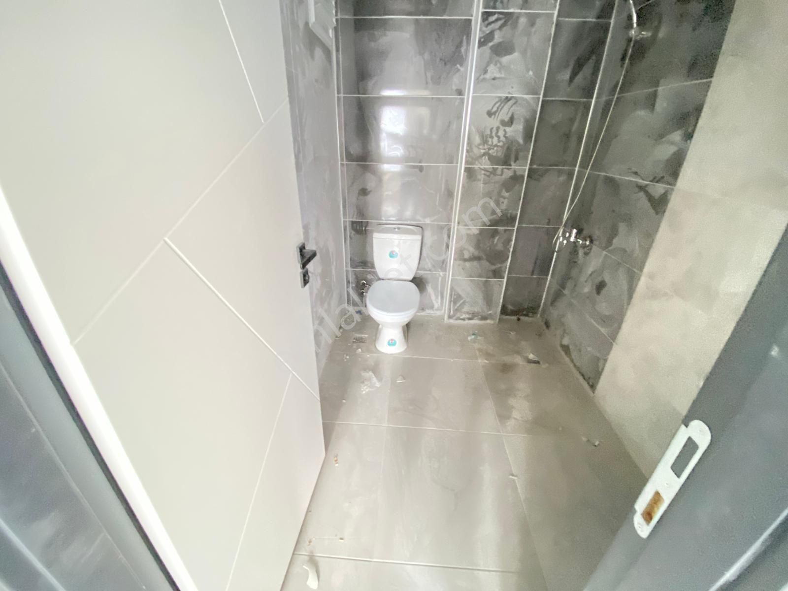 Beşikkaya Sıfır Orta Kat 3+1 120m2 Ç.banyolu Köşe Daire Teras Balkon - Görsel 23