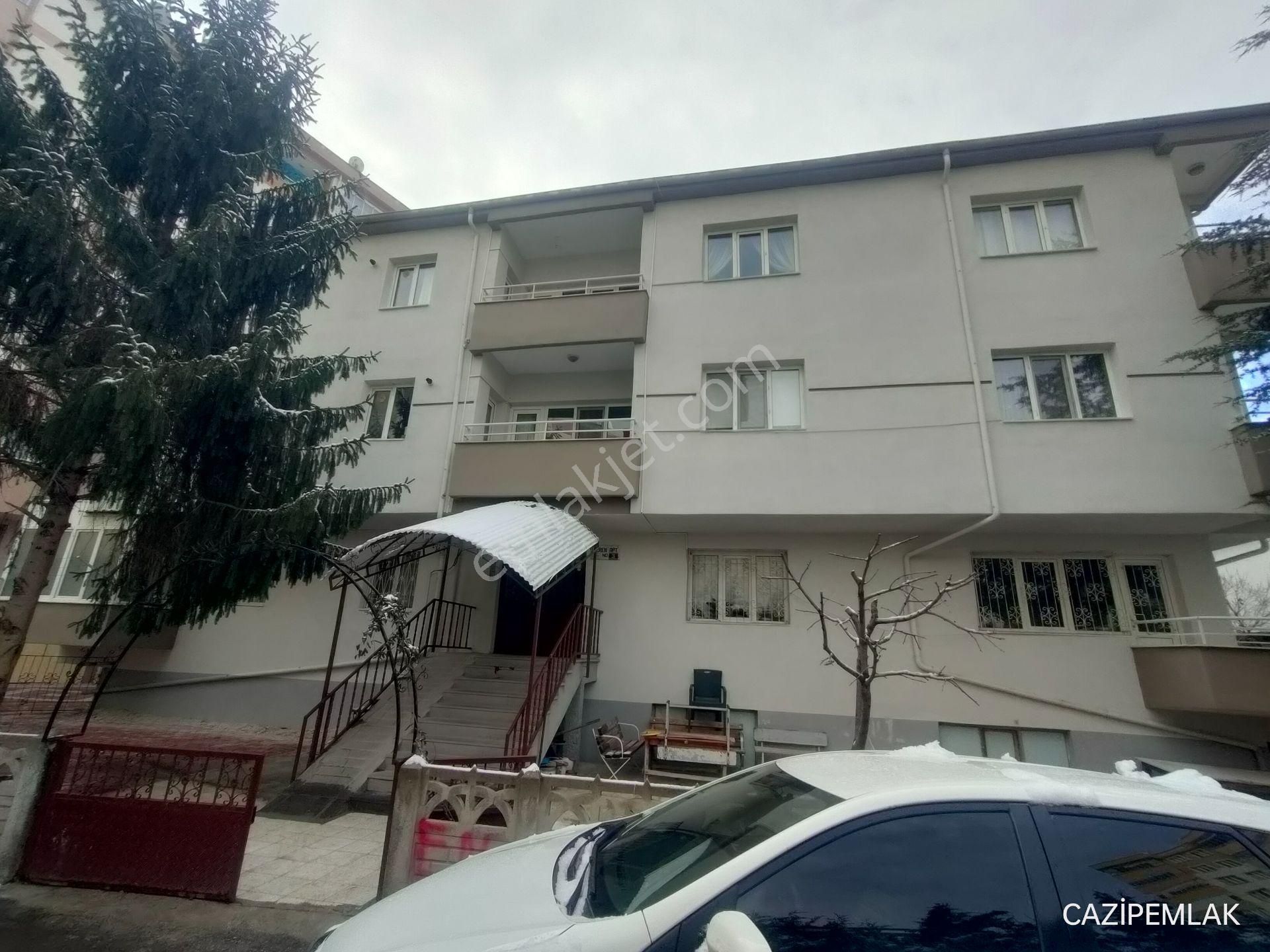 Cazip'ten Pirömerde 3+1 Kombili Y.giriş Merkezi Konumda Daire