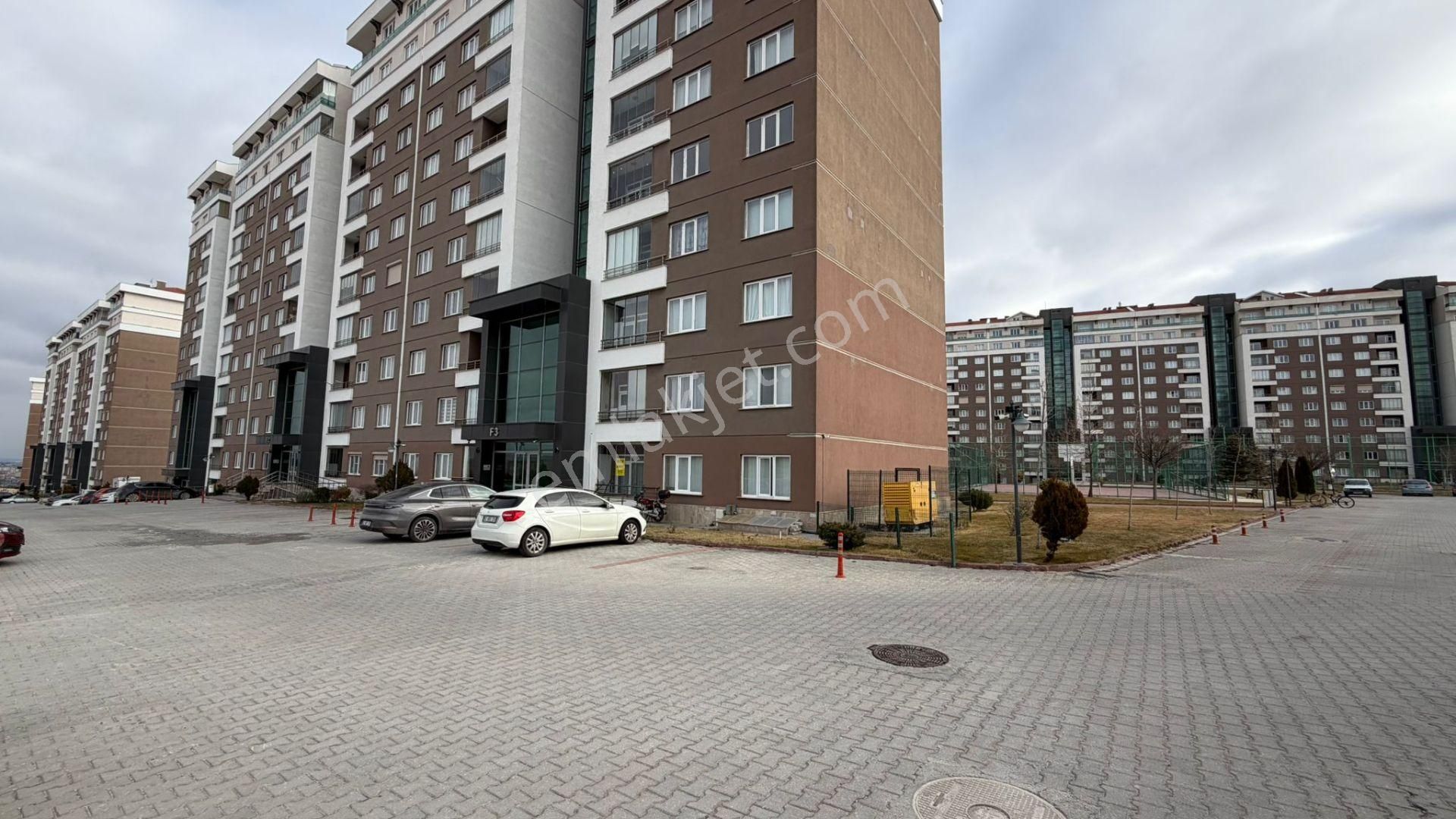 Anıl Emlak Gayirmenkul'den Göztepe Konutlarında 3+1 Satılık Daire - Görsel 8