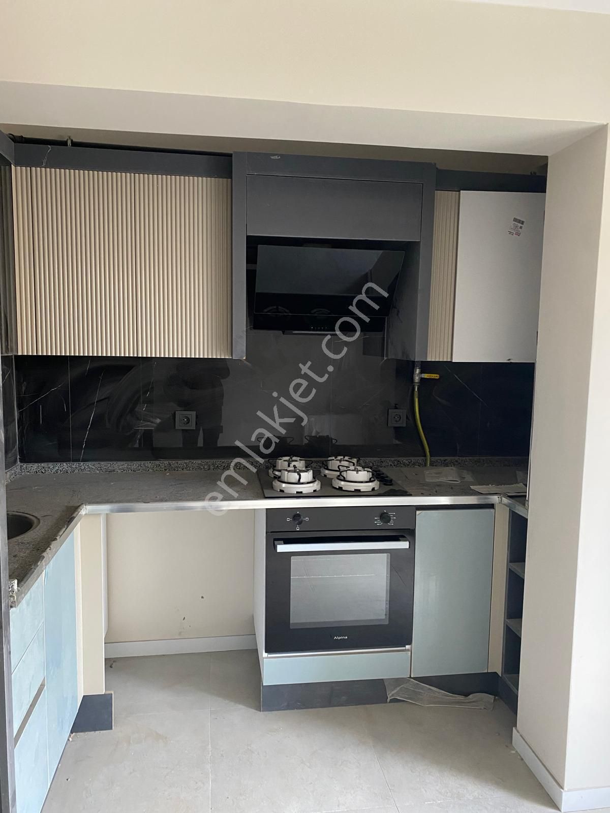 Menemen Gazi Mh.de Satılık 2+1 K.mutfak Doğal Gazlı Daire - Görsel 7