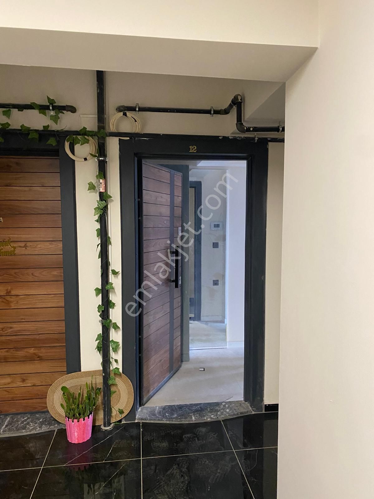 Menemen Gazi Mh.de Satılık 2+1 K.mutfak Doğal Gazlı Daire - Görsel 4