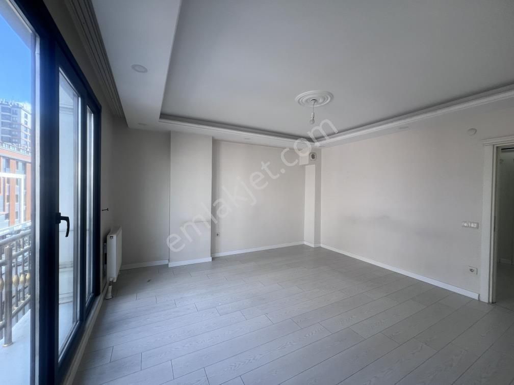 Bayrampaşa Cevatpaşa 100.yıl Cd.kiralık Çatı Dübleks - Görsel 8