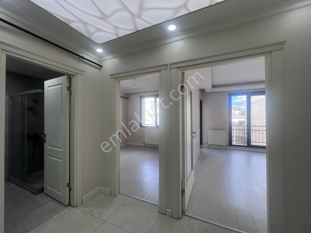 Bayrampaşa Cevatpaşa 100.yıl Cd.kiralık Çatı Dübleks - Görsel 15