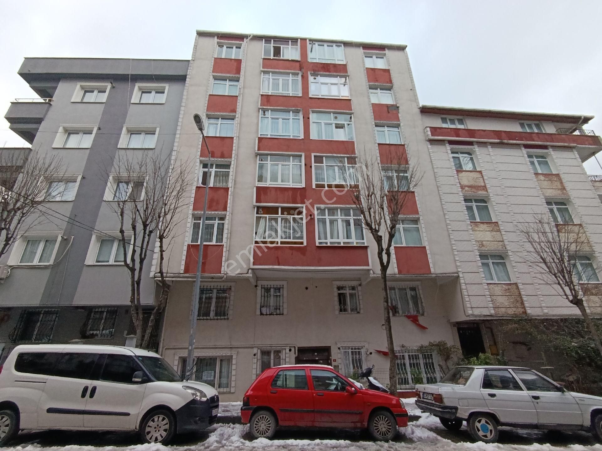 Eski Edirne Asfaltı Yanı 2+1 Geniş Daire