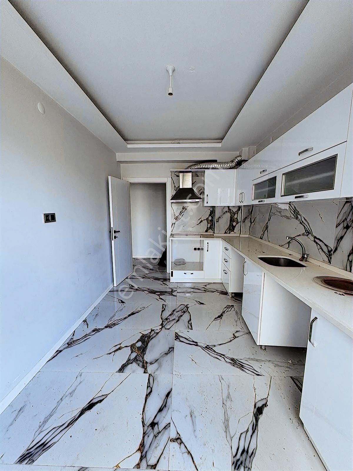 Esentepe Mah. Yeşil Cami Yanı Ebeveyn Banyolu Satılık 2+1 Daire - Görsel 12