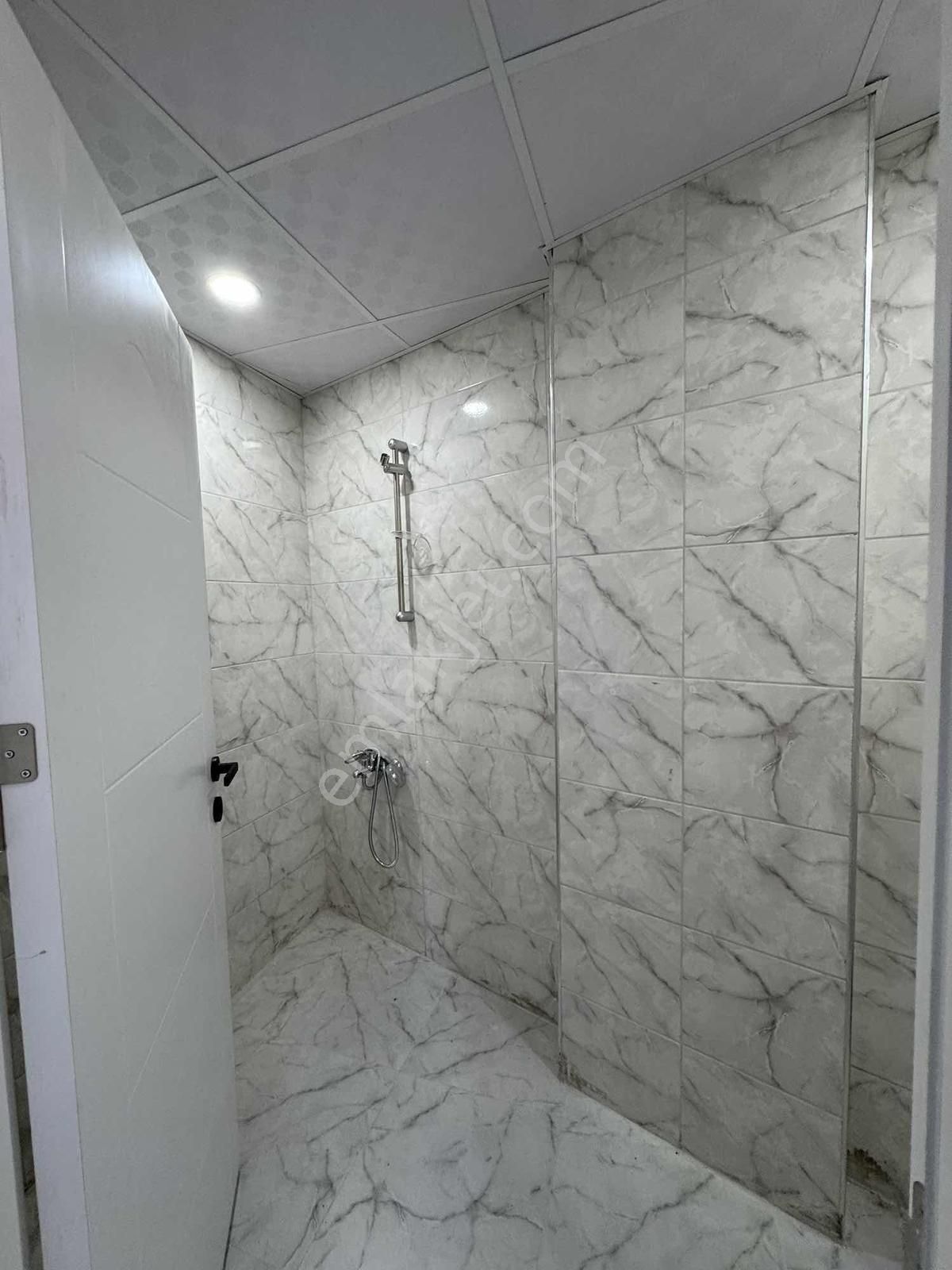 Esentepe Mah. Yeşil Cami Yanı Ebeveyn Banyolu Satılık 2+1 Daire - Görsel 16