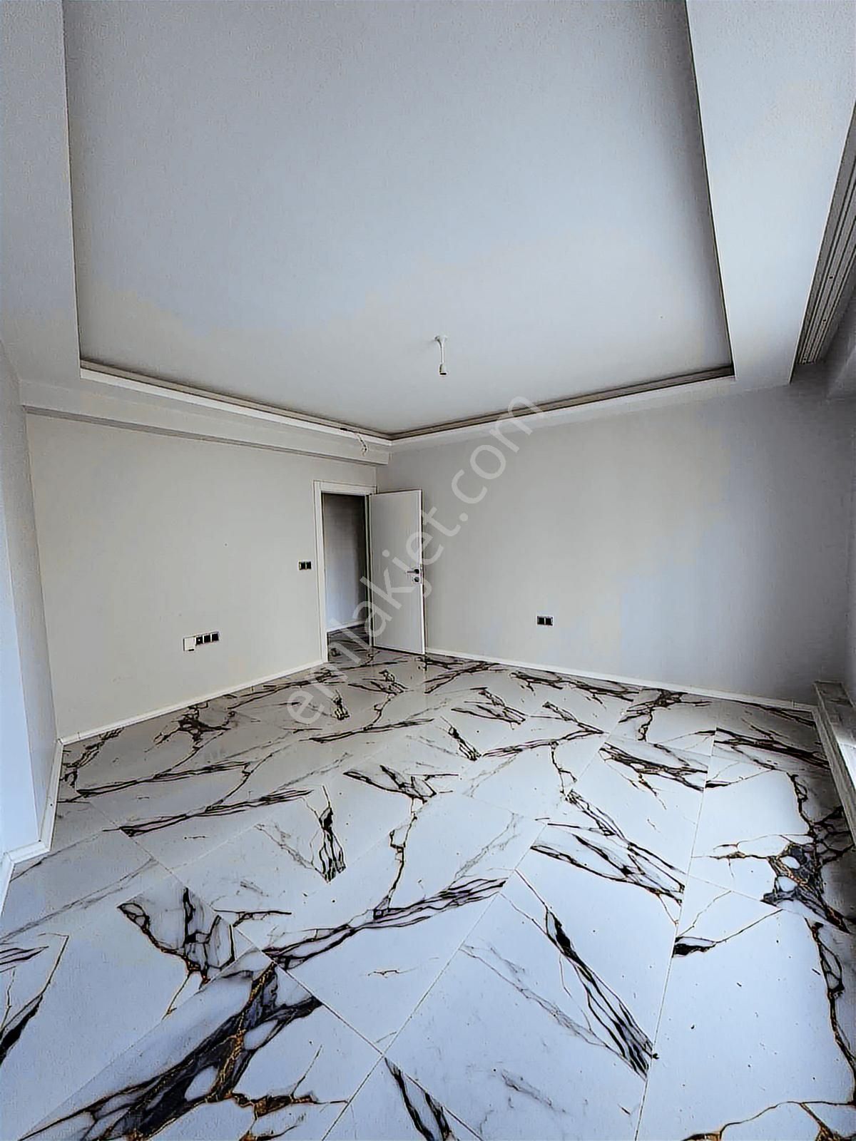 Esentepe Mah. Yeşil Cami Yanı Ebeveyn Banyolu Satılık 2+1 Daire - Görsel 3