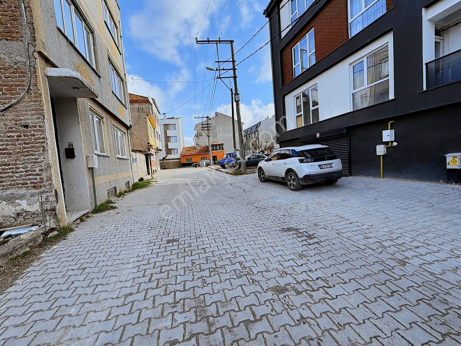 Esentepe Mah. Yeşil Cami Yanı Ebeveyn Banyolu Satılık 2+1 Daire - Görsel 18