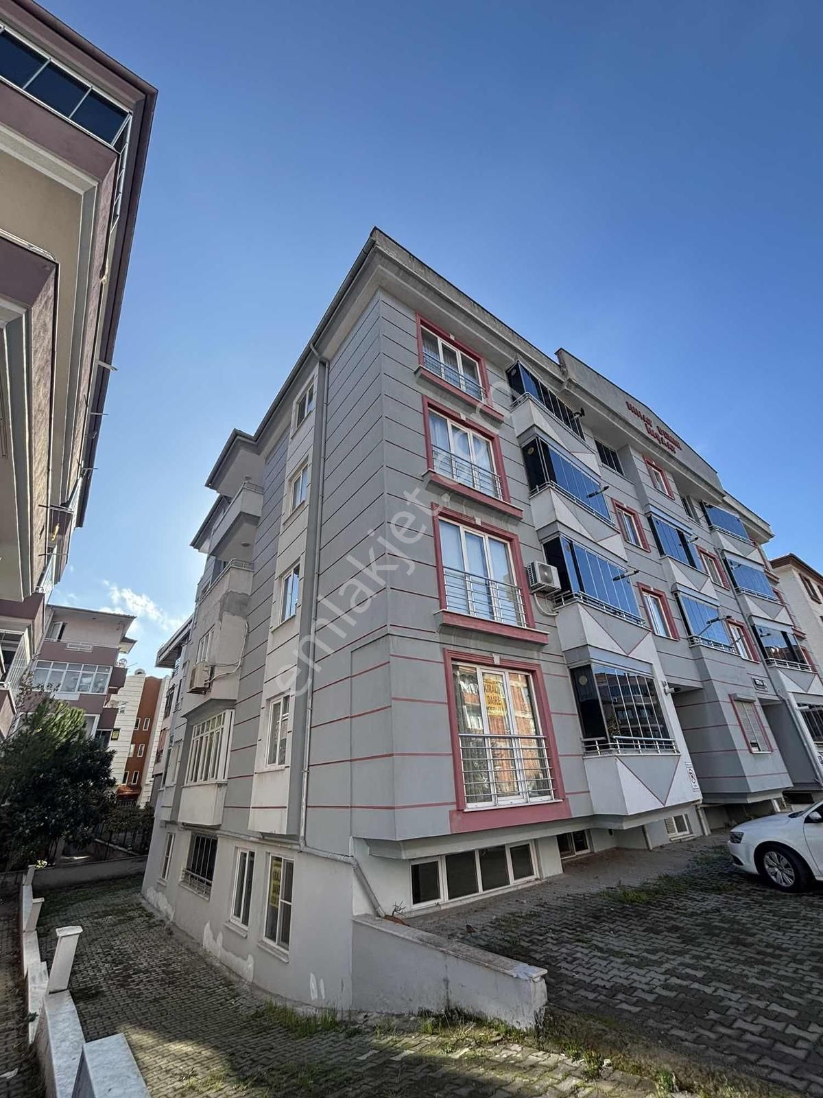 Cosmo'dan Bahçelievler 3+1 Geniş Ve Ferah Daire Fırsatı!