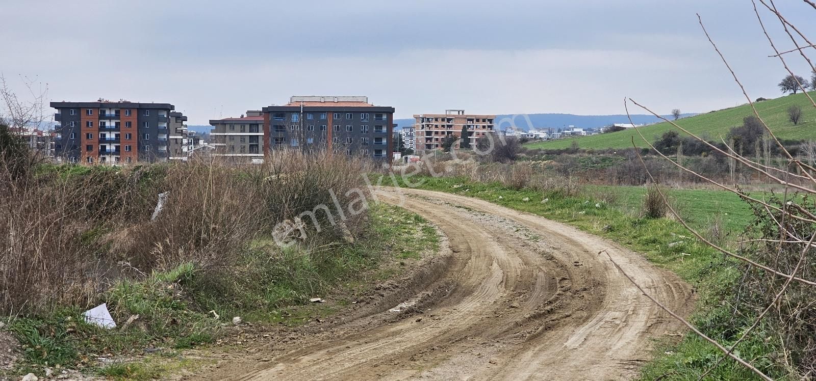 Merkez Karacaörende Kentsel Gelişim Alanında Satılık Arazi