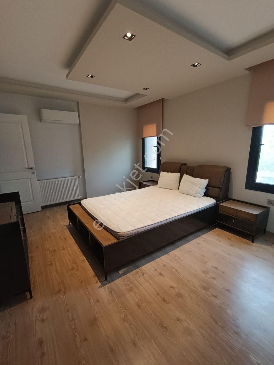 Mersin Mezitli Yeni Mahalle'de Satılık 4+1 Daire - Görsel 11