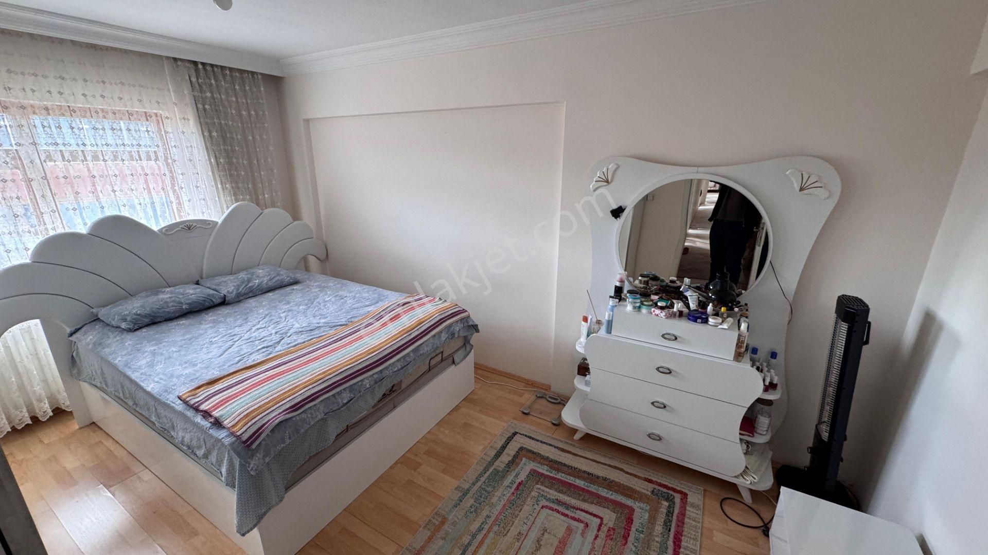 Pursaklar Mehmet Zengin Emlak'tan Y.emre Mah.de Hesaplı Fiyata , Asansörlü, Masrafsız, 4.kat 3+1 - Görsel 25