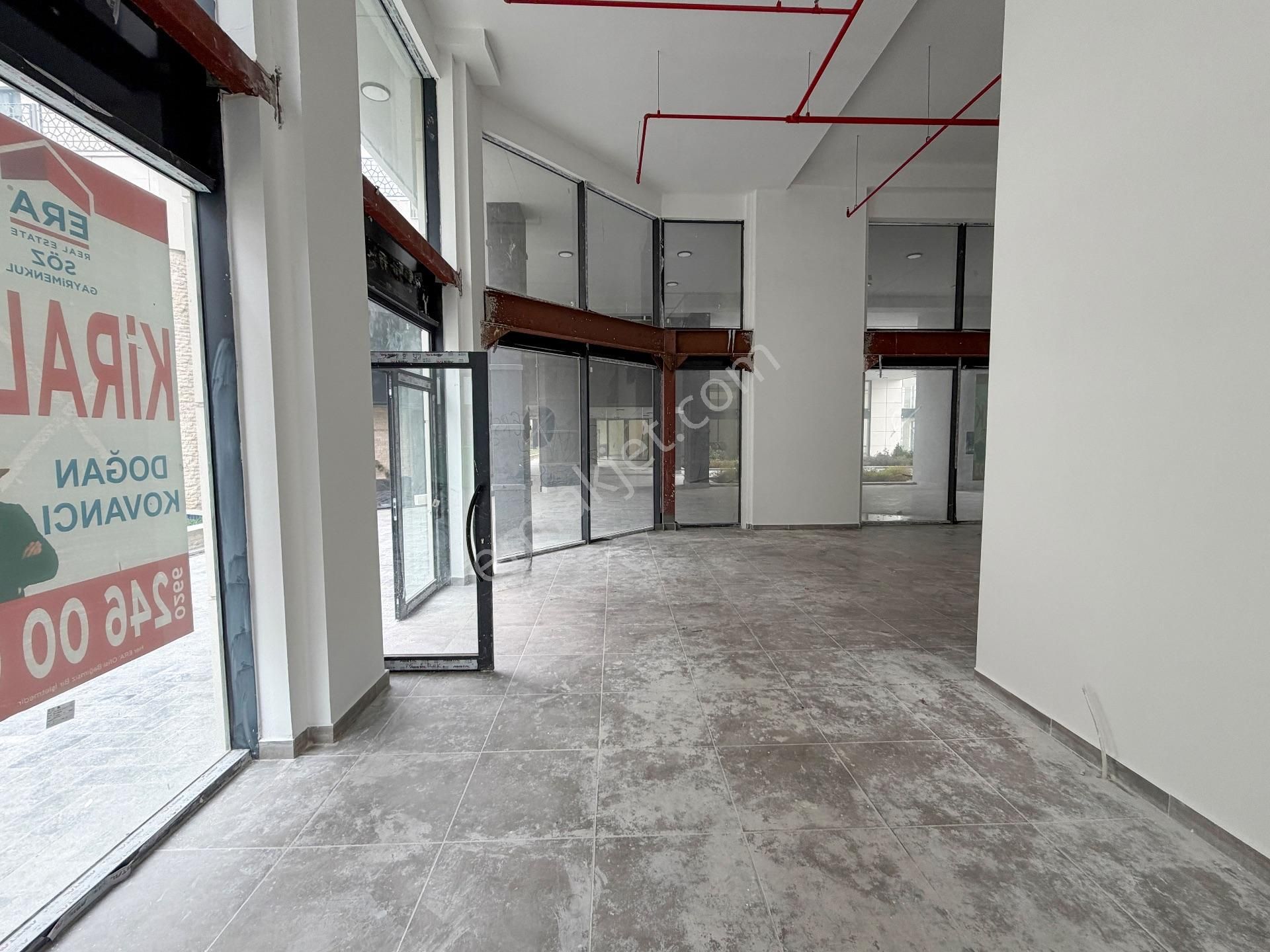 Ayyıldız Konutları'nda Kiralık Köşe Cephe Dükkan - Görsel 12